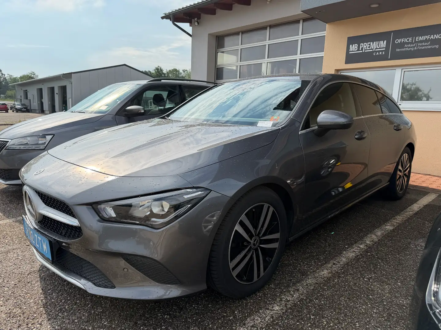 Mercedes-Benz CLA 200 CLA 200 d *LED*VIRTUAL*KAMERA* Grau - 1