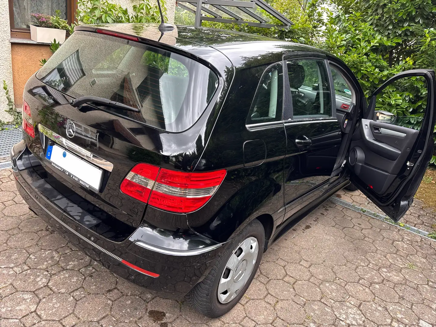 Mercedes-Benz B 150 - 2