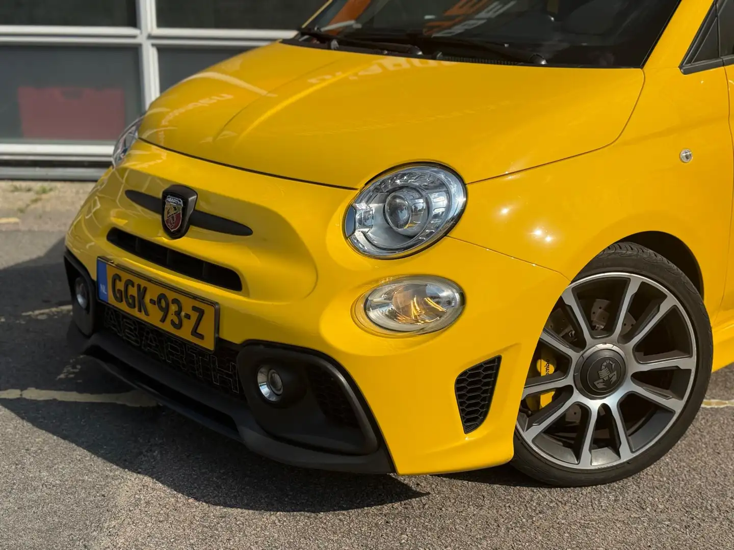 Fiat 500 Abarth 1.4 T-Jet Competizione 70th Anniversary Geel - 2
