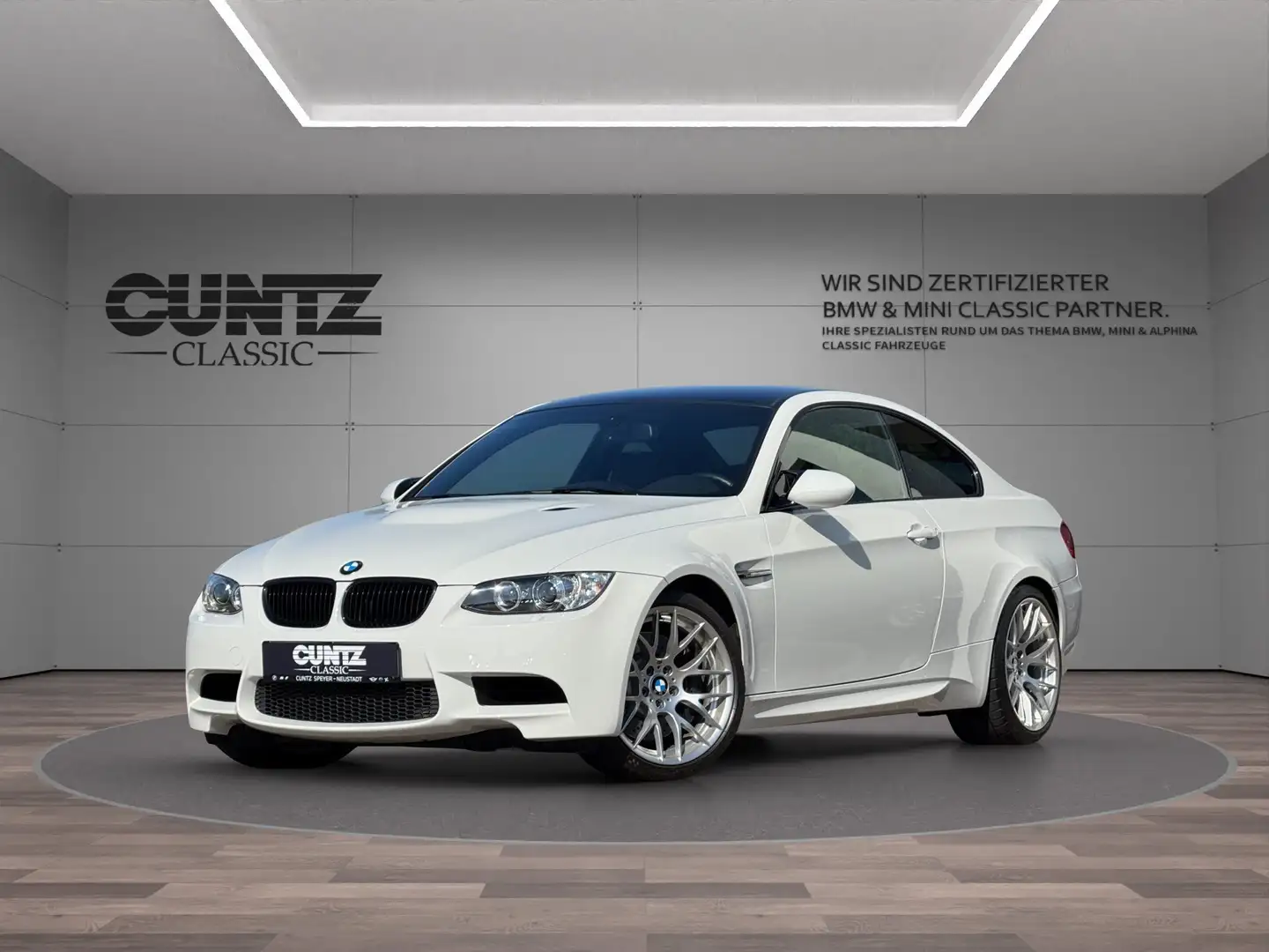 BMW M3 Coupé ++ TOP GEPFLEGTES SAMMLERFAHRZEUG mit WENIG Bianco - 2