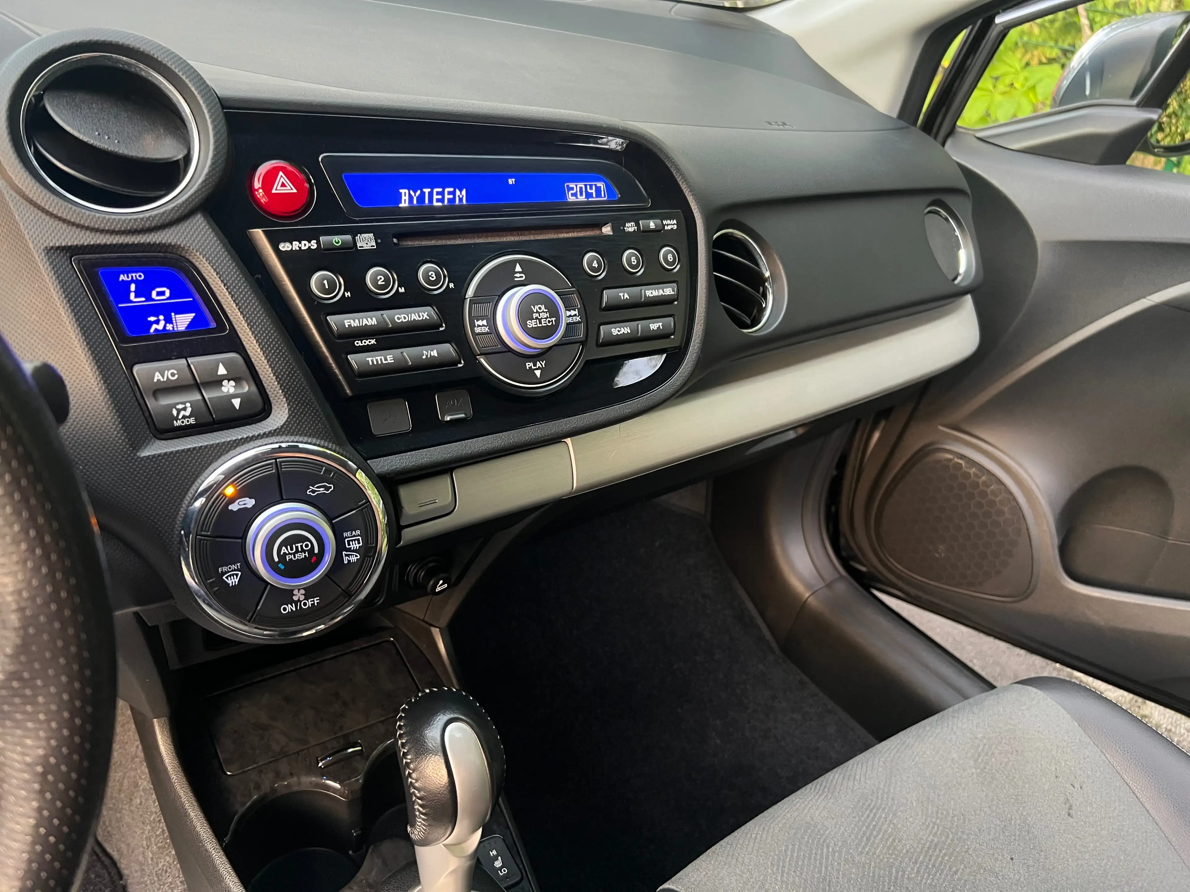 Honda Insight Elegance — photo 13
