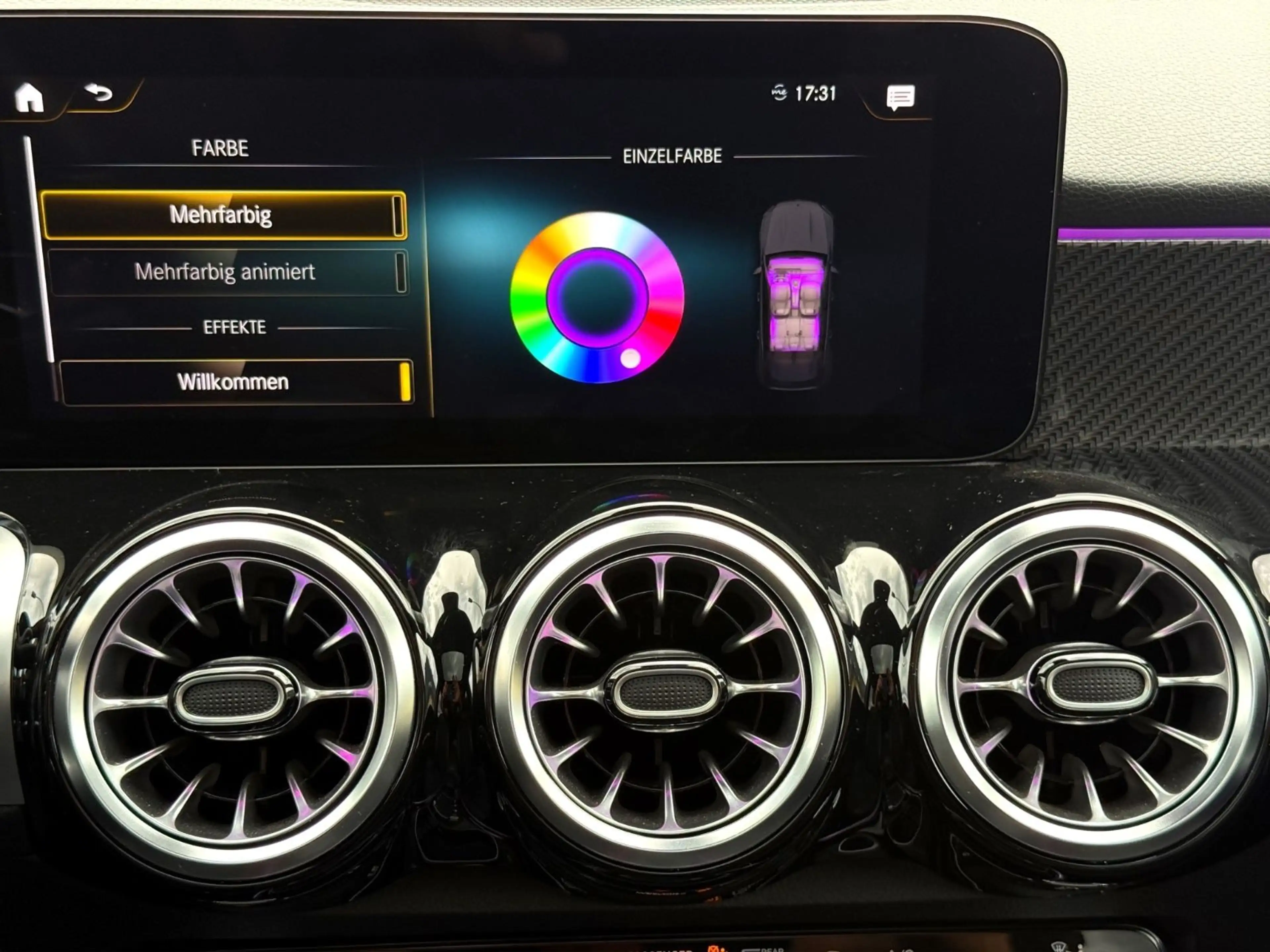 Mercedes-Benz GLB 200 AMG LINE LED PANO Alcantara Keyless Soun — photo 24