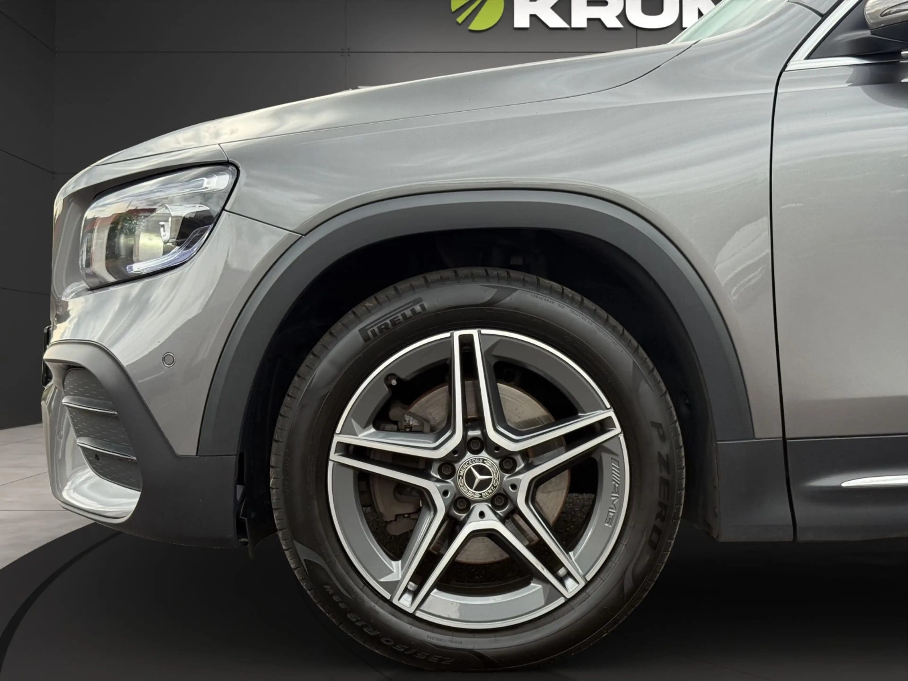 Mercedes-Benz GLB 200 AMG LINE LED PANO Alcantara Keyless Soun — photo 29