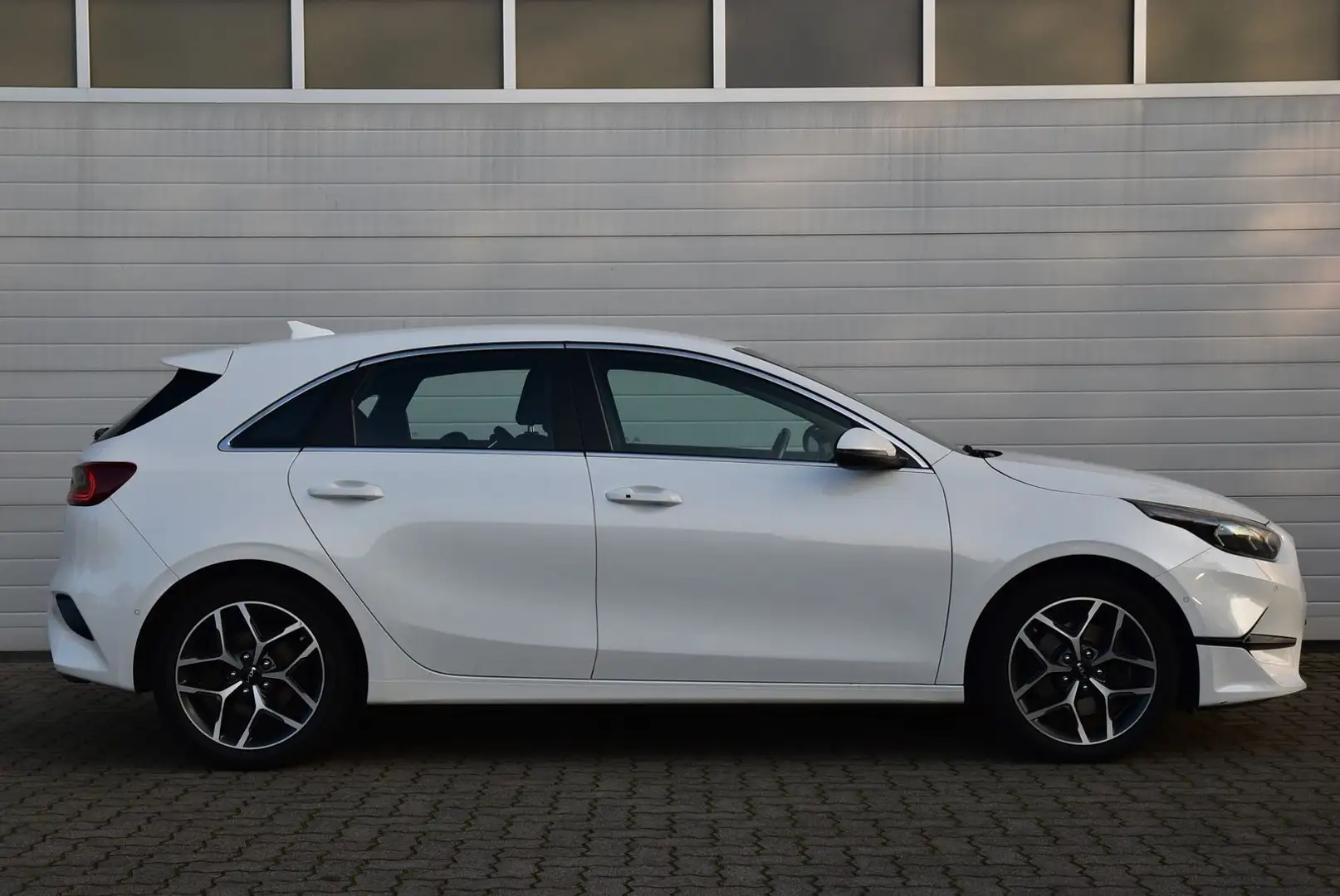 Kia Ceed / cee'd Spirit/1-HAND/LED/KAMERA/SHZ/JBL Weiß - 2