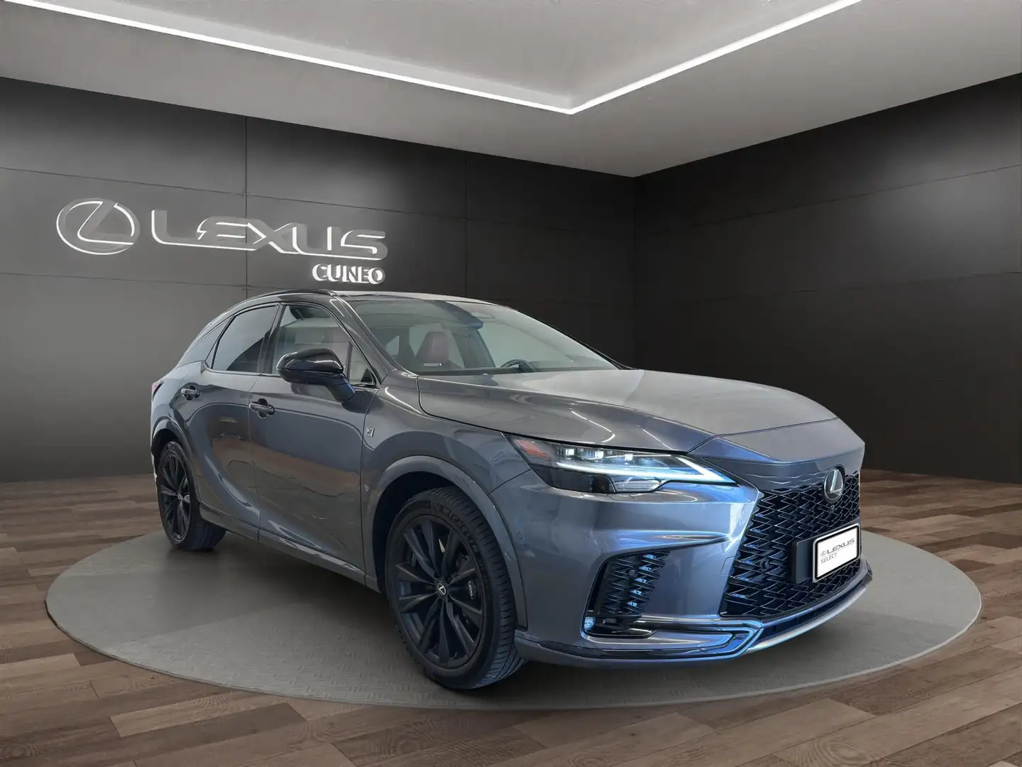 Lexus RX 500h RX 500h 2.4 hybrid turbo F-Sport+ 6at Silber - 2