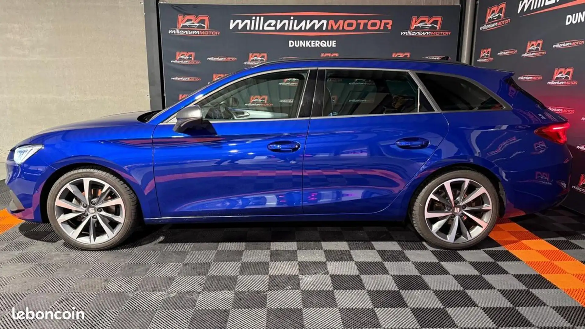 SEAT Leon Sportstourer FR 1.5 TSI 150 CV GARANTIE 6 MOIS Bleu - 2