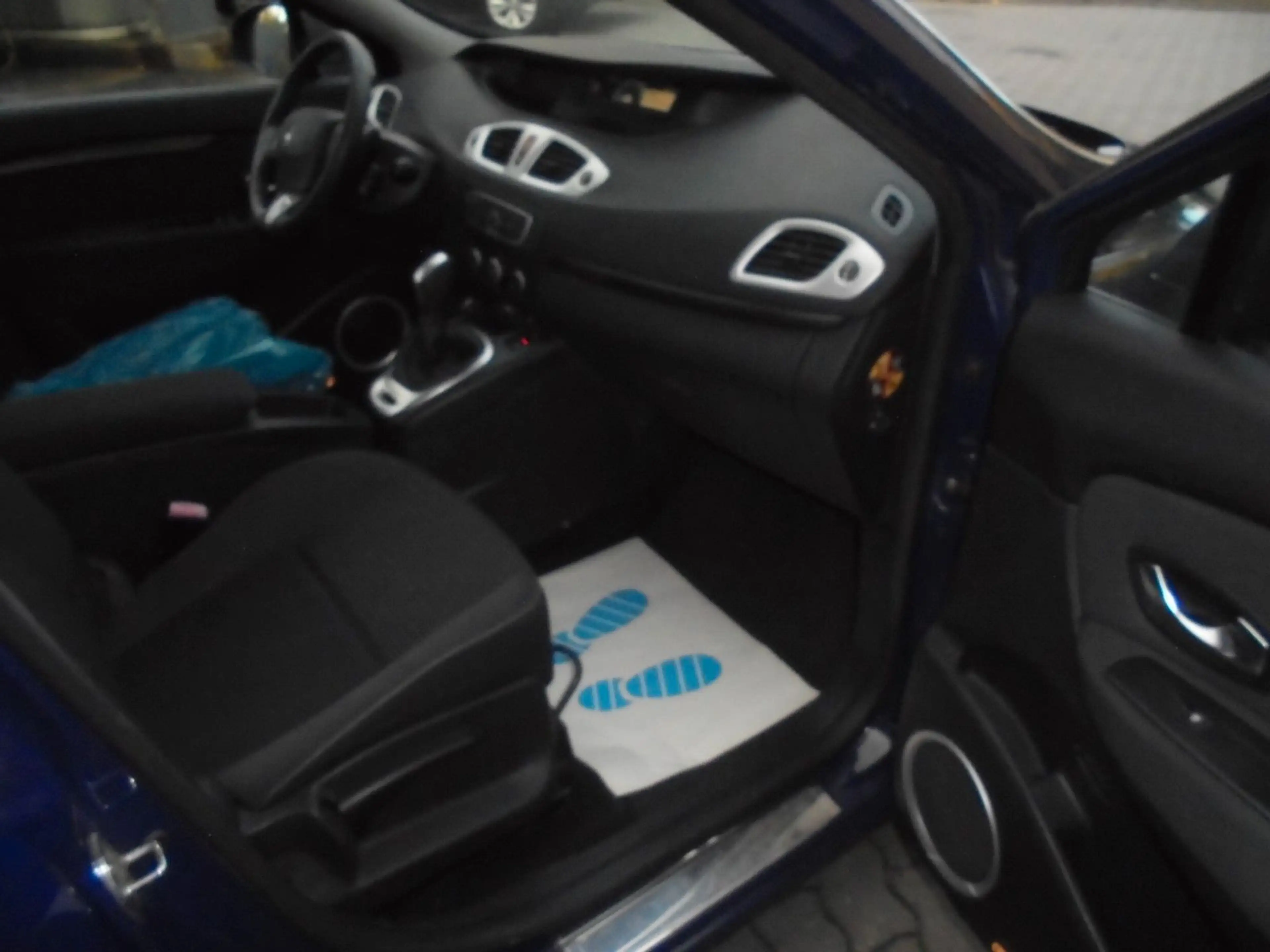 Renault Scenic Dynamique /Automatik/Klima — photo 13