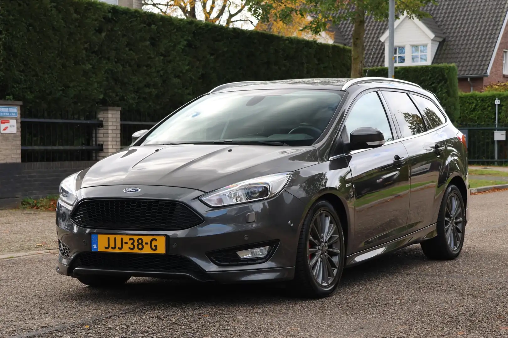Ford Focus Wagon 1.0 ST-Line | NAVI | CLIMA | CRUISE | XENON Gris - 1