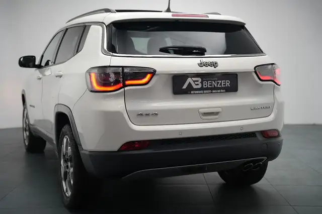 Jeep Compass view 8