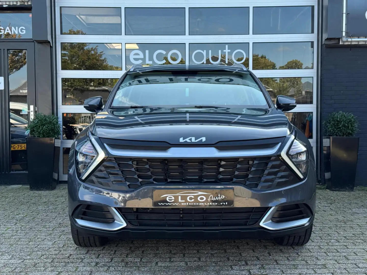 Kia Sportage 1.6 T-GDi MHEV DynamicLine / CarPlay / Camera Grijs - 2