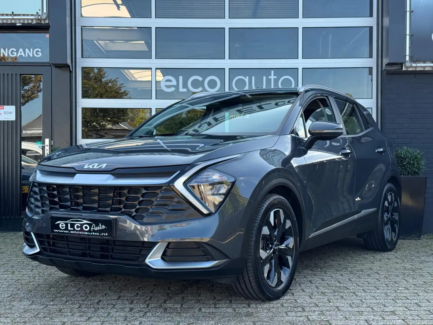 Kia Sportage 1.6 T-GDi MHEV DynamicLine / CarPlay / Camera Grijs - 1