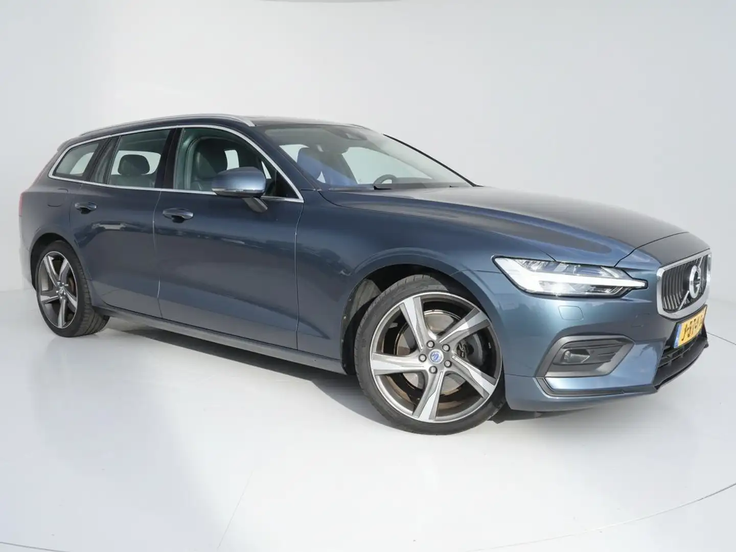 Volvo V60 2.0 B3 Business Pro | Clima | Cruise adapt. | Appl Blau - 2