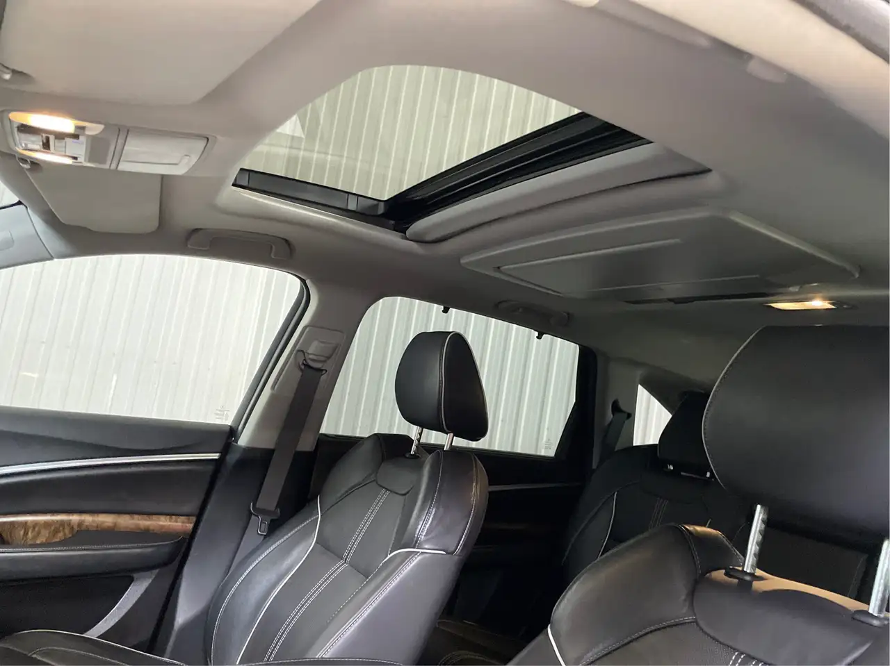 Acura MDX снимка Acura MDX