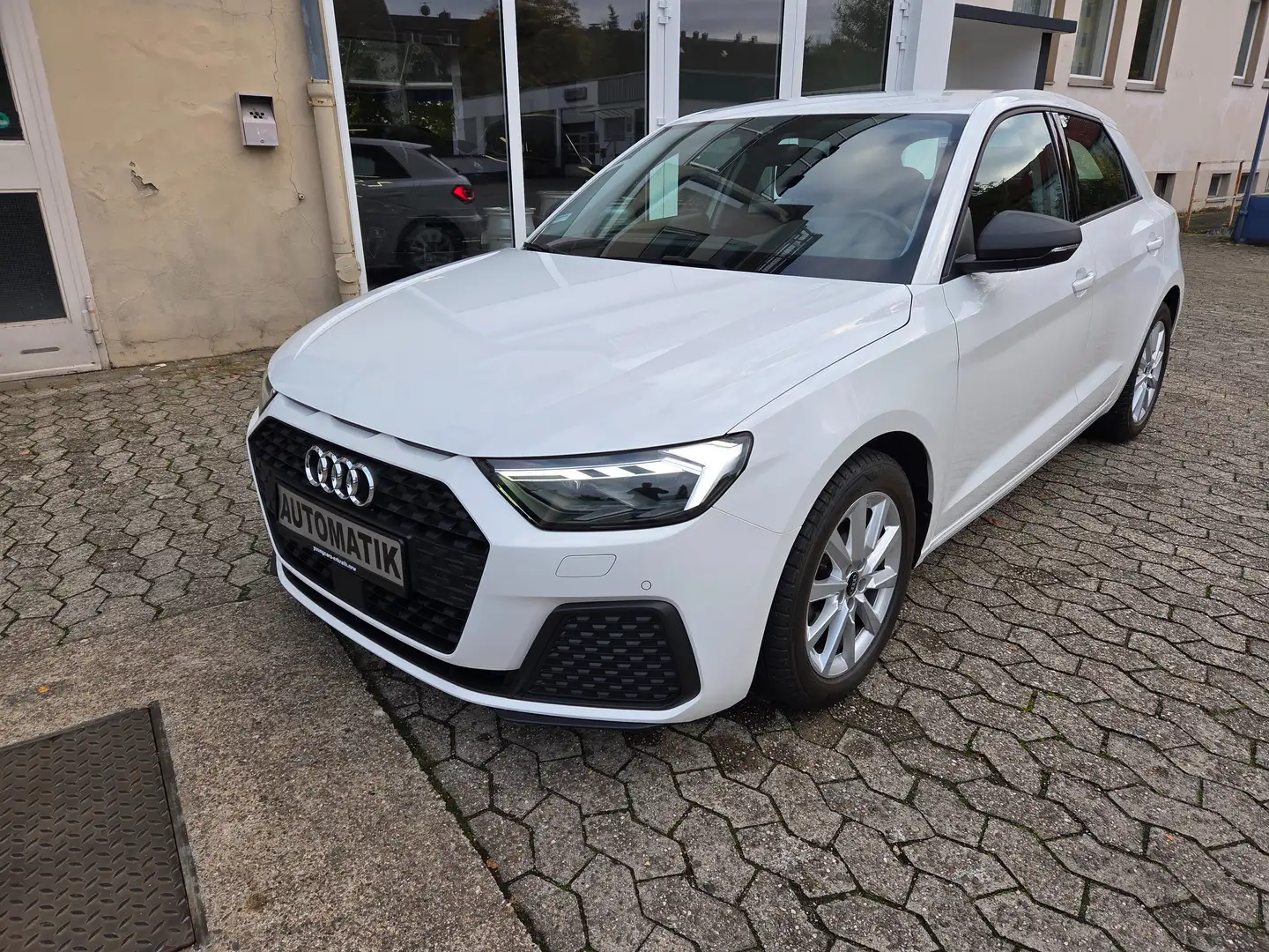 Audi A1 35 TFSI DSG LED VIRTUELL Weiß - 1