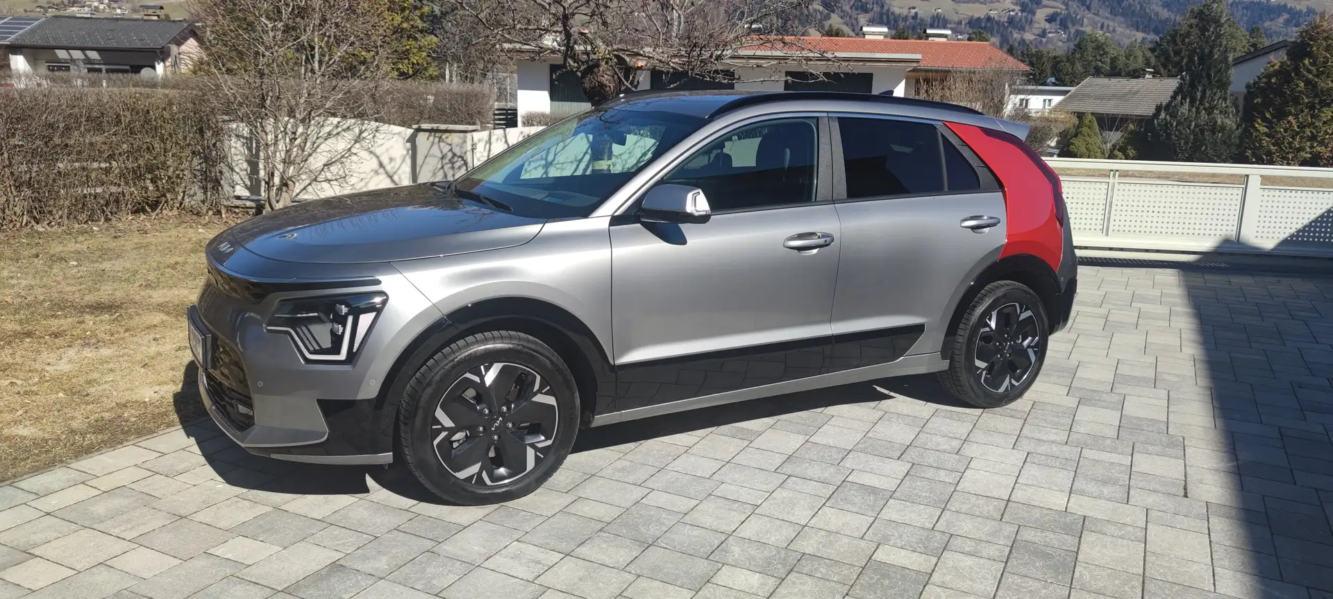 Kia Niro EV+Long+Range+64kWh+Platin+Aut. Silber - 1