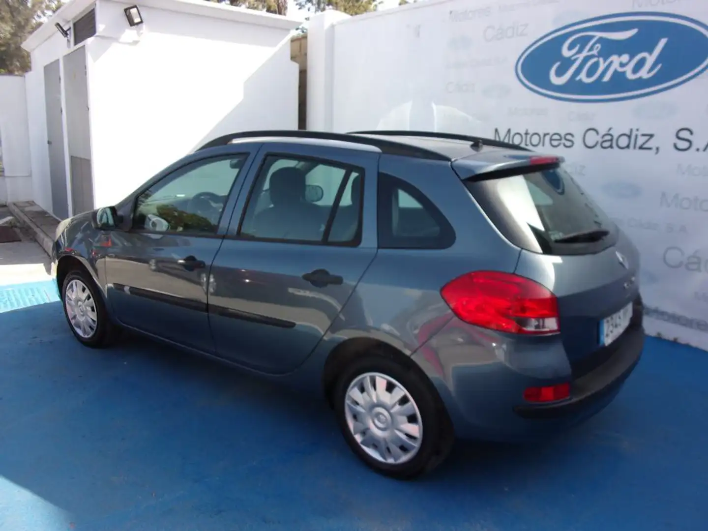 Renault Clio Grand Tour 1.2 Business Gris - 1