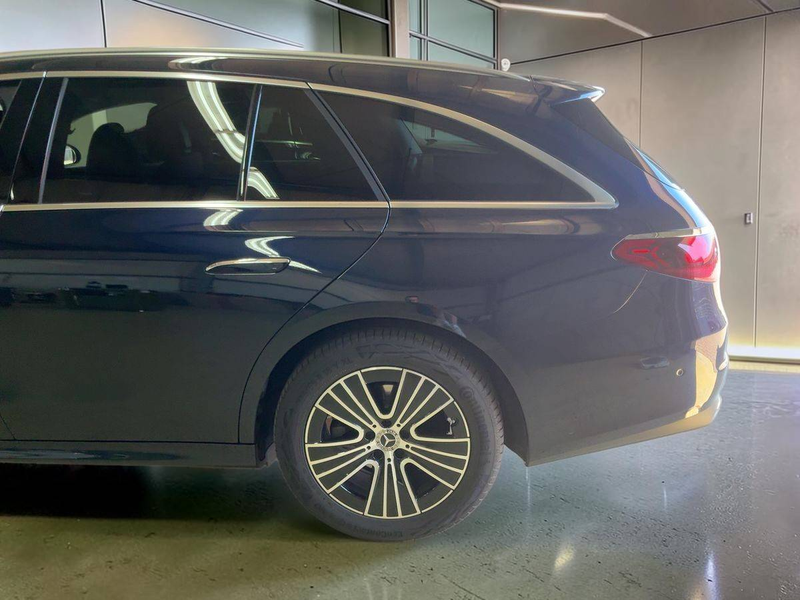 Mercedes-Benz E 200 E 200 Avantgarde Advanced (214.250) — photo 4