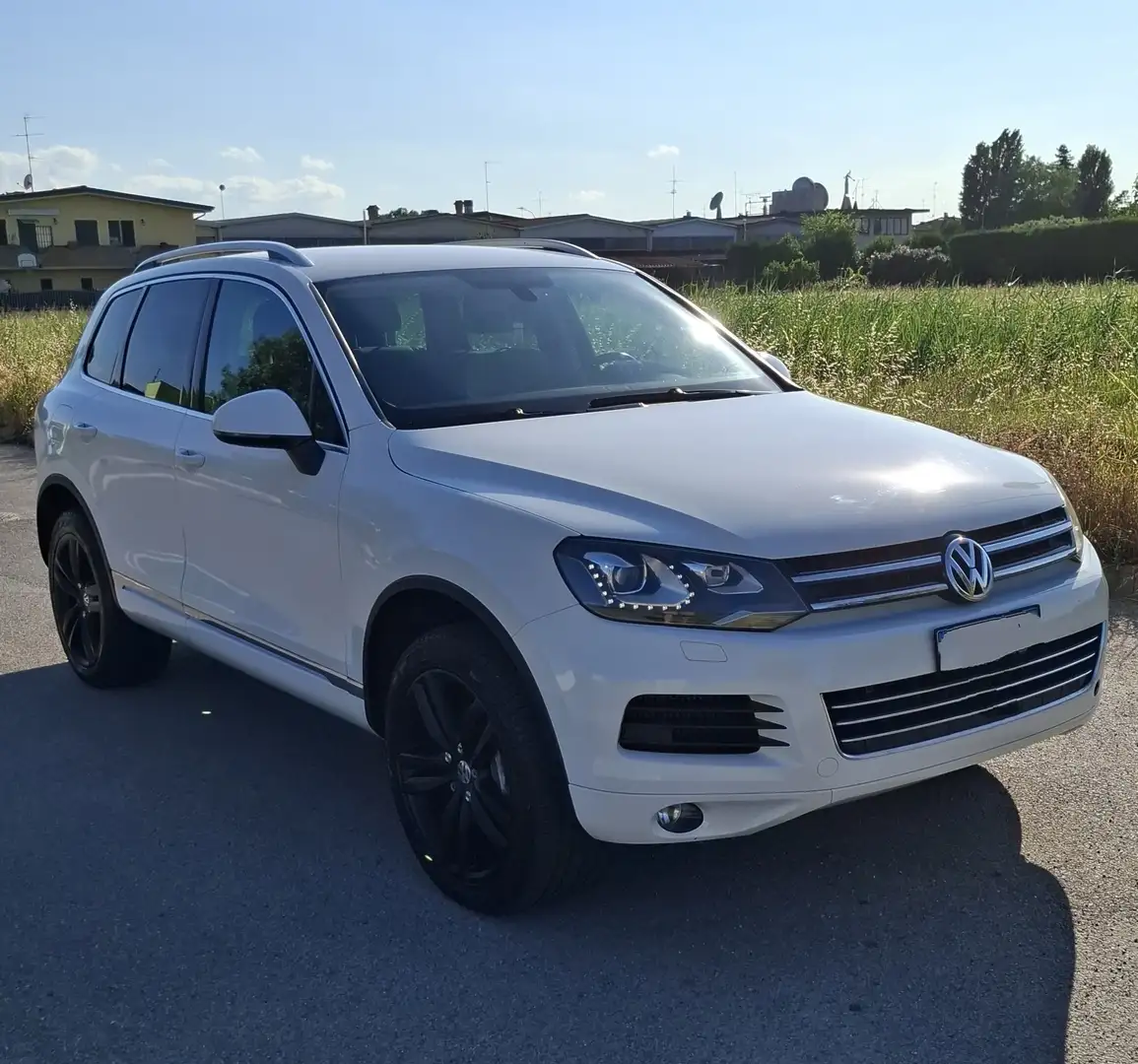 Volkswagen Touareg 3.0 V6 tdi Executive 245cv tiptronic - 1