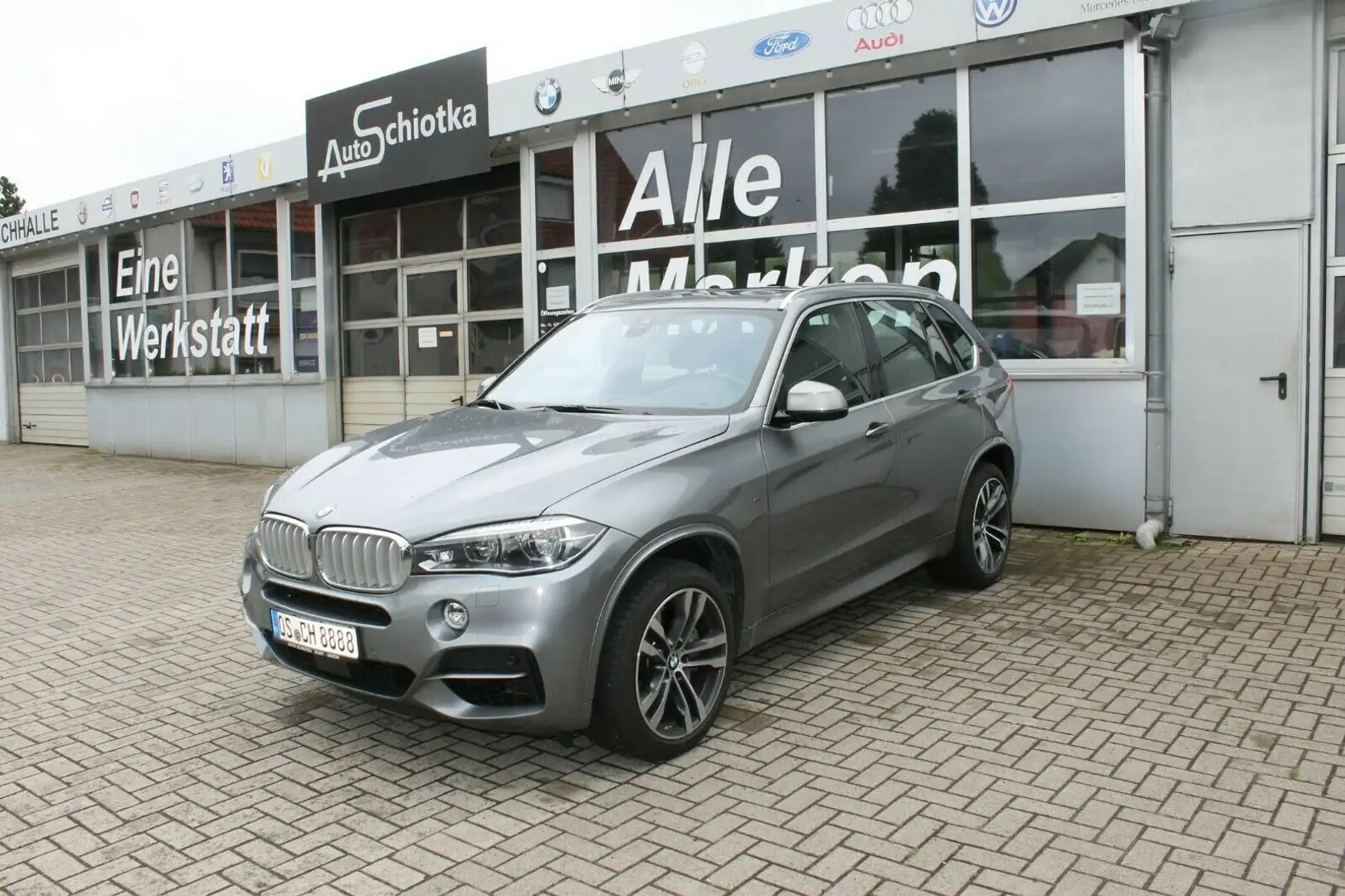 BMW X5 M M50d - Panorama-Standheizung-AHK-NAVI Сірий - 1