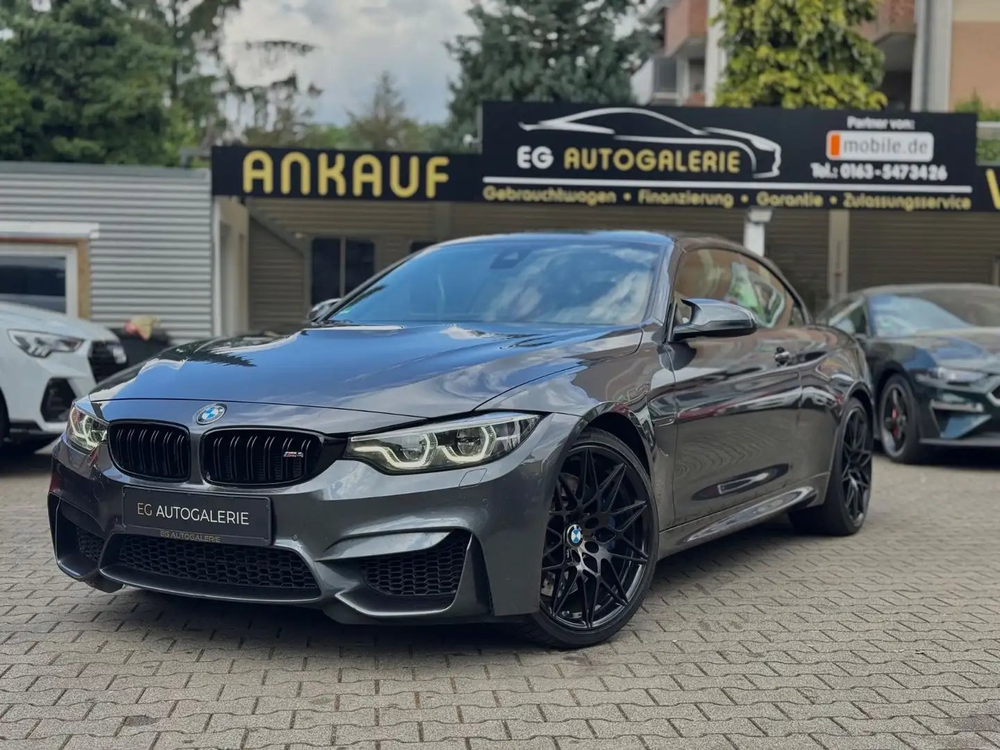 BMW M4 Cabrio*FACELIFT*SCHECKHEFT*MEMORY*DEUTSCH* Grau - 1