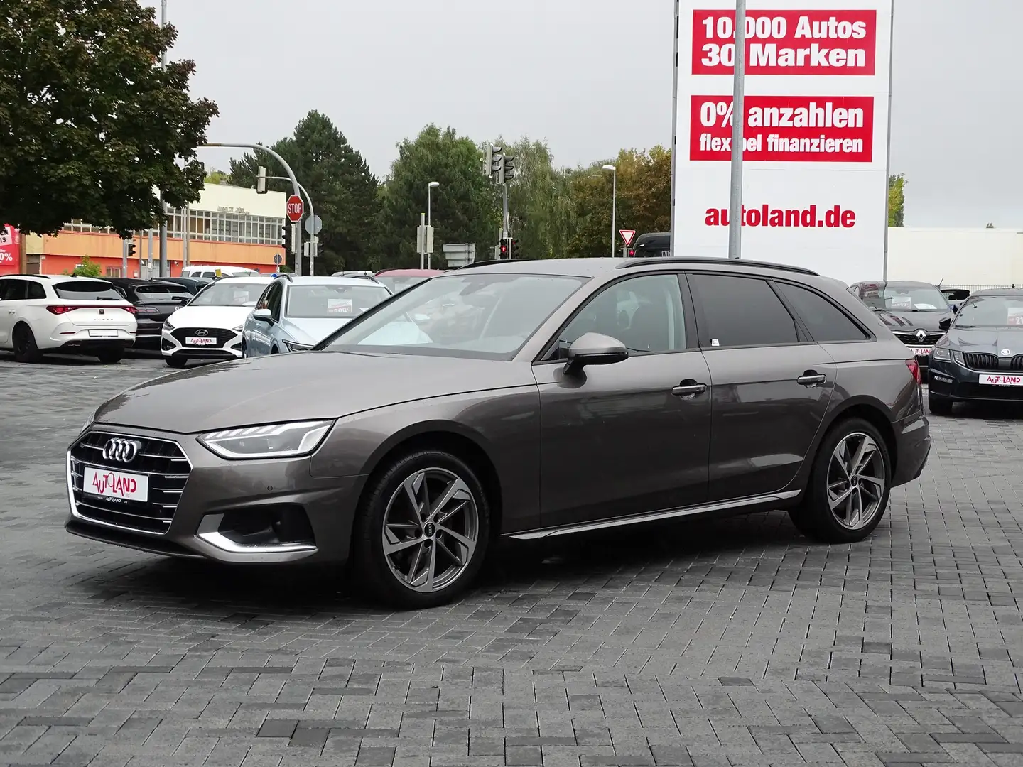 Audi A4 Avant 35 2.0 TDI advanced LED AHK Leder DAB Grau - 2