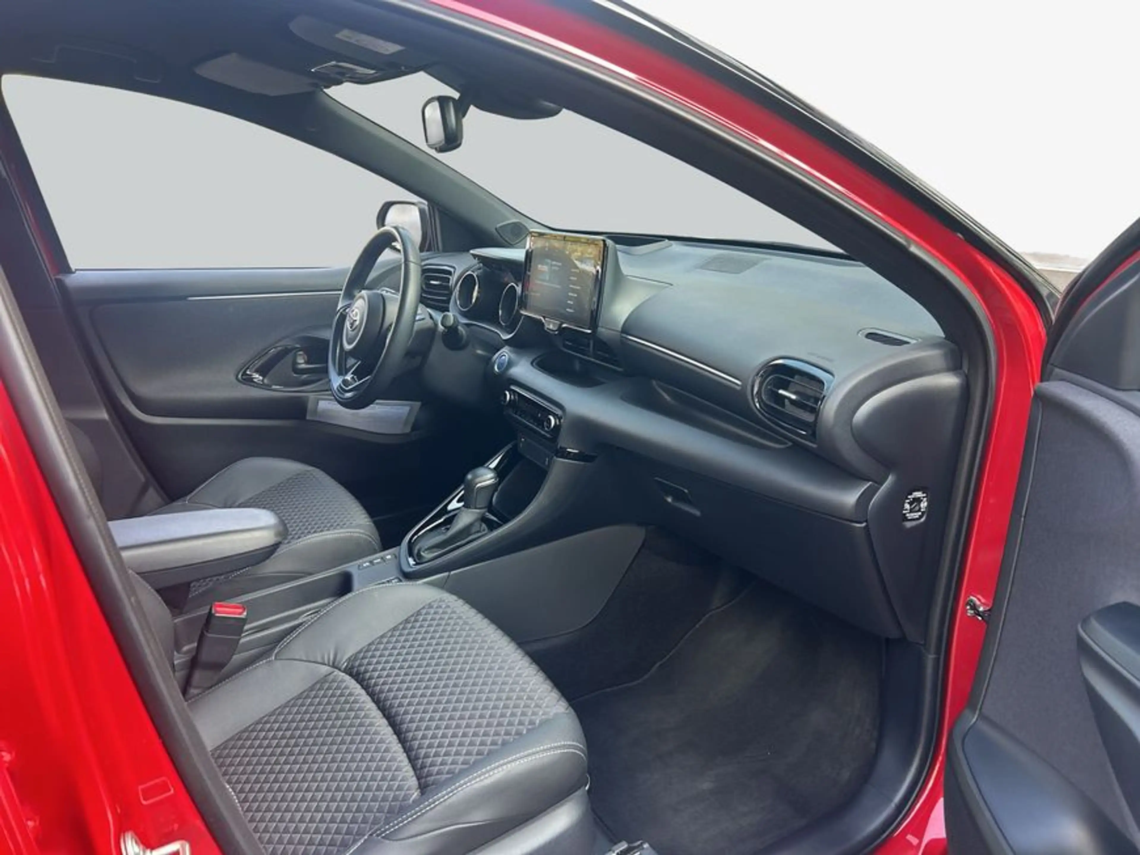 Toyota Yaris Hybrid 1.5 VVT-i Style — photo 12