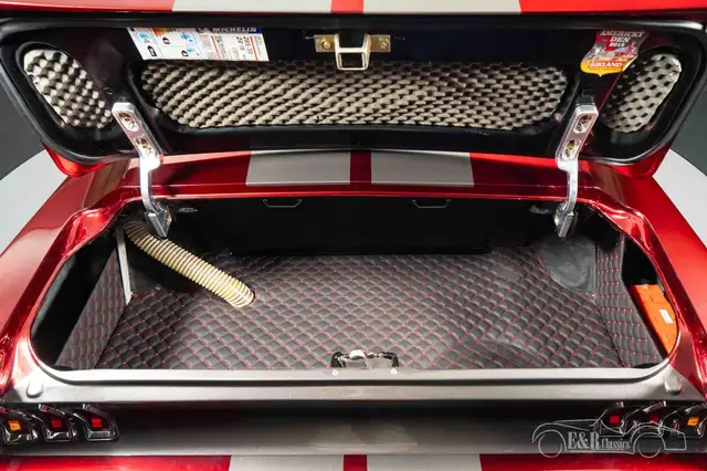 Ford Mustang view 6