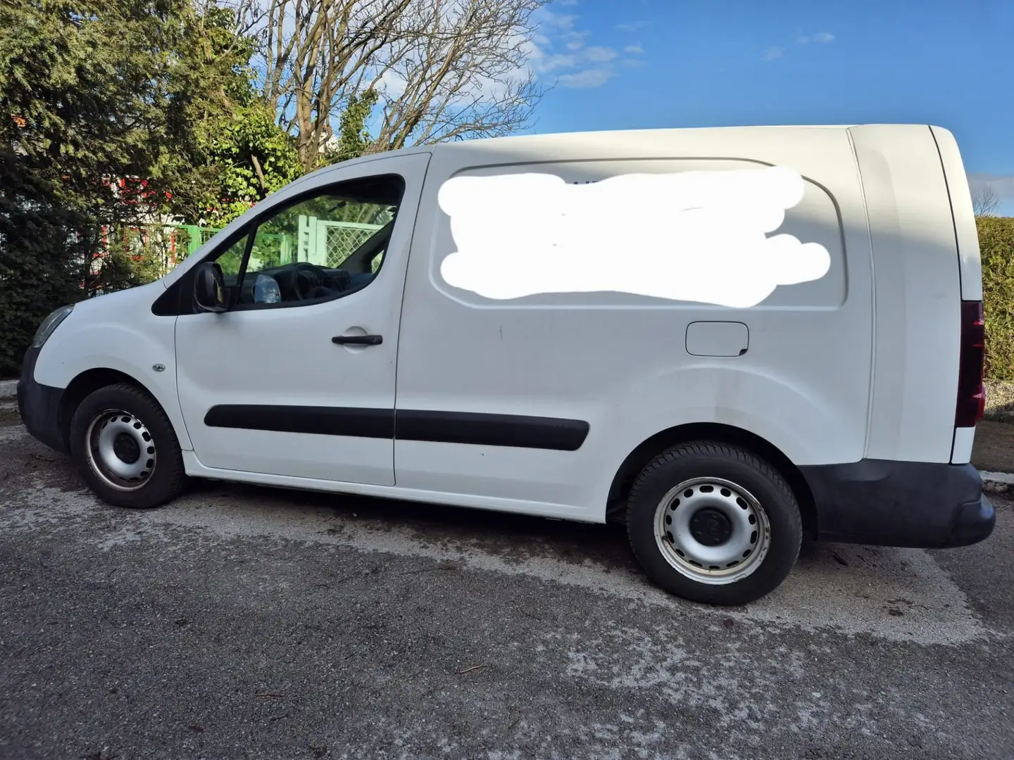 Peugeot Partner Kasten 1,6 HDi 99PS  3 Sitzer Weiß - 1