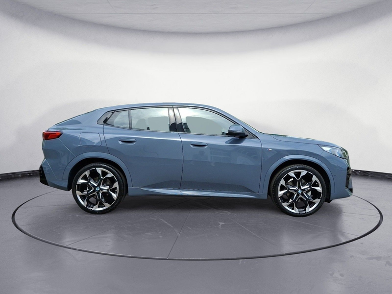 BMW X2 sDrive20d Steptronic DCT M Sport 21' AHK Prem — photo 6