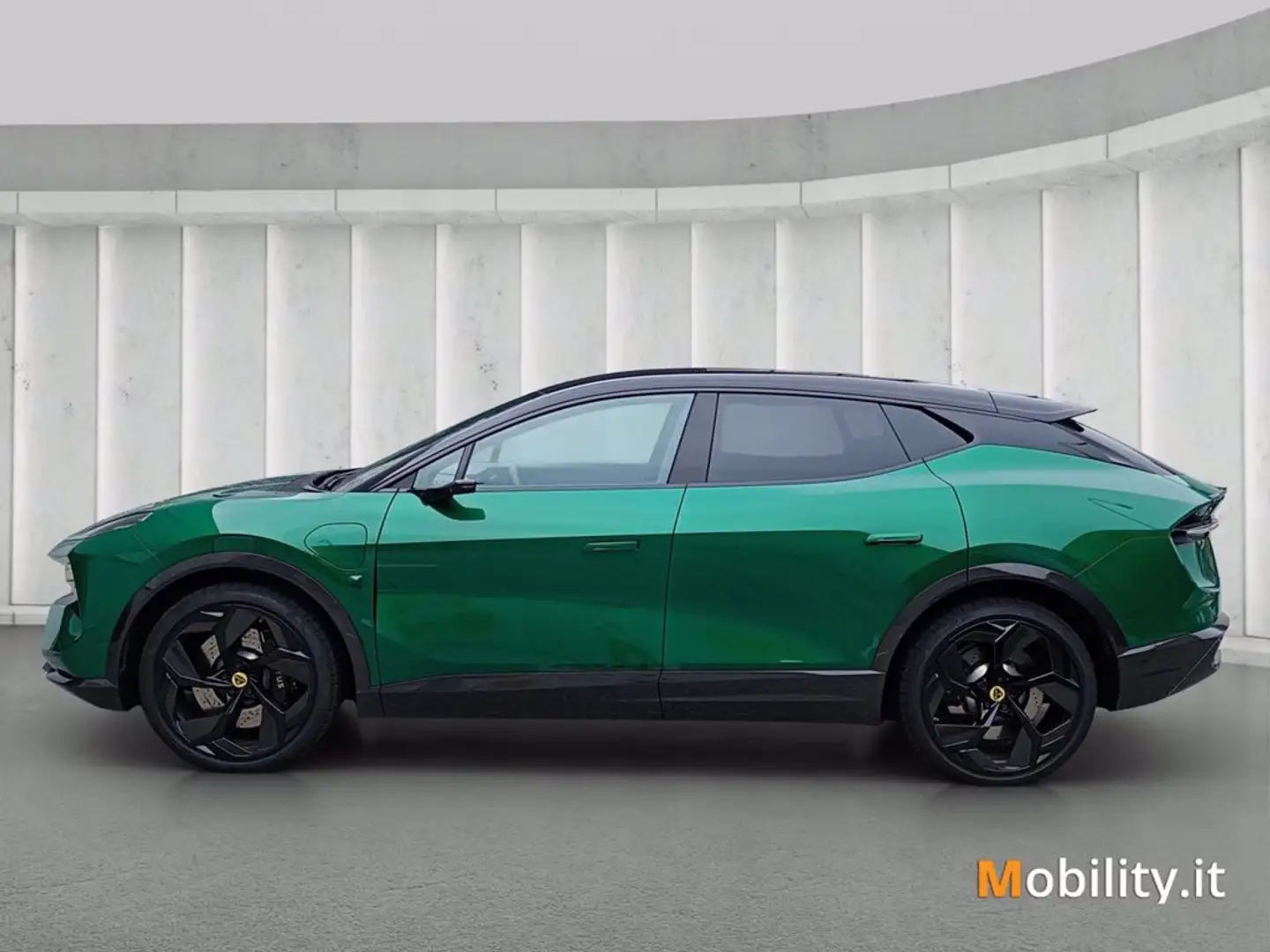 Lotus Eletre R Verde - 2