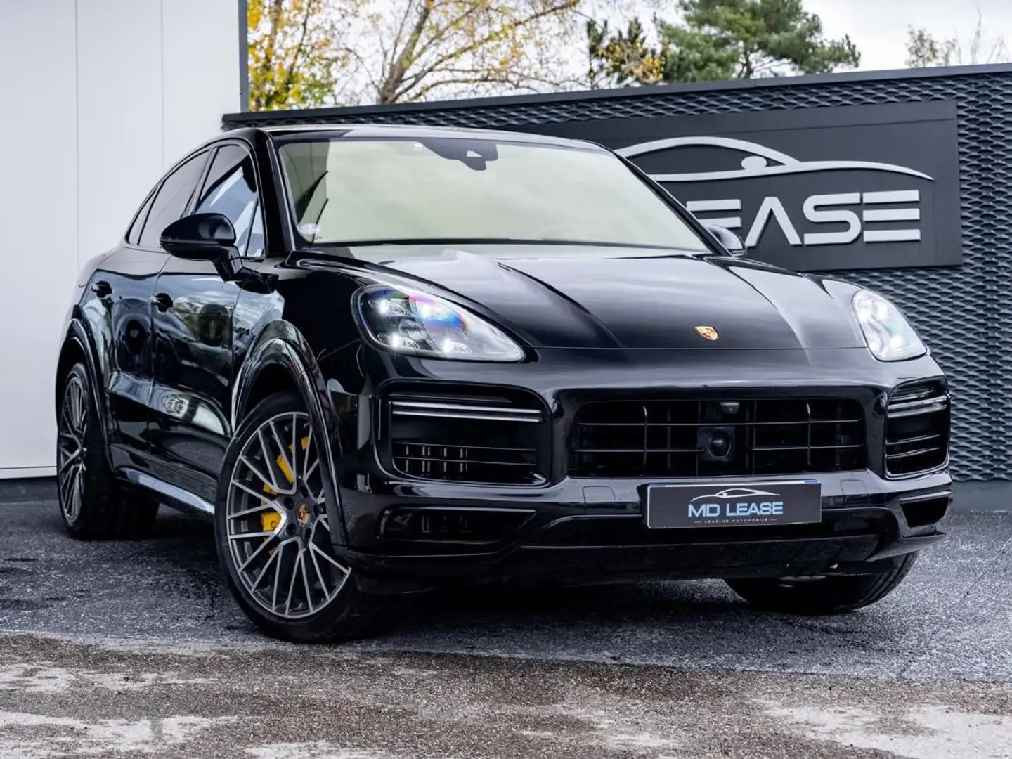 Porsche Cayenne 4.0 E-HYBRID 680 TURBO S Noir - 1