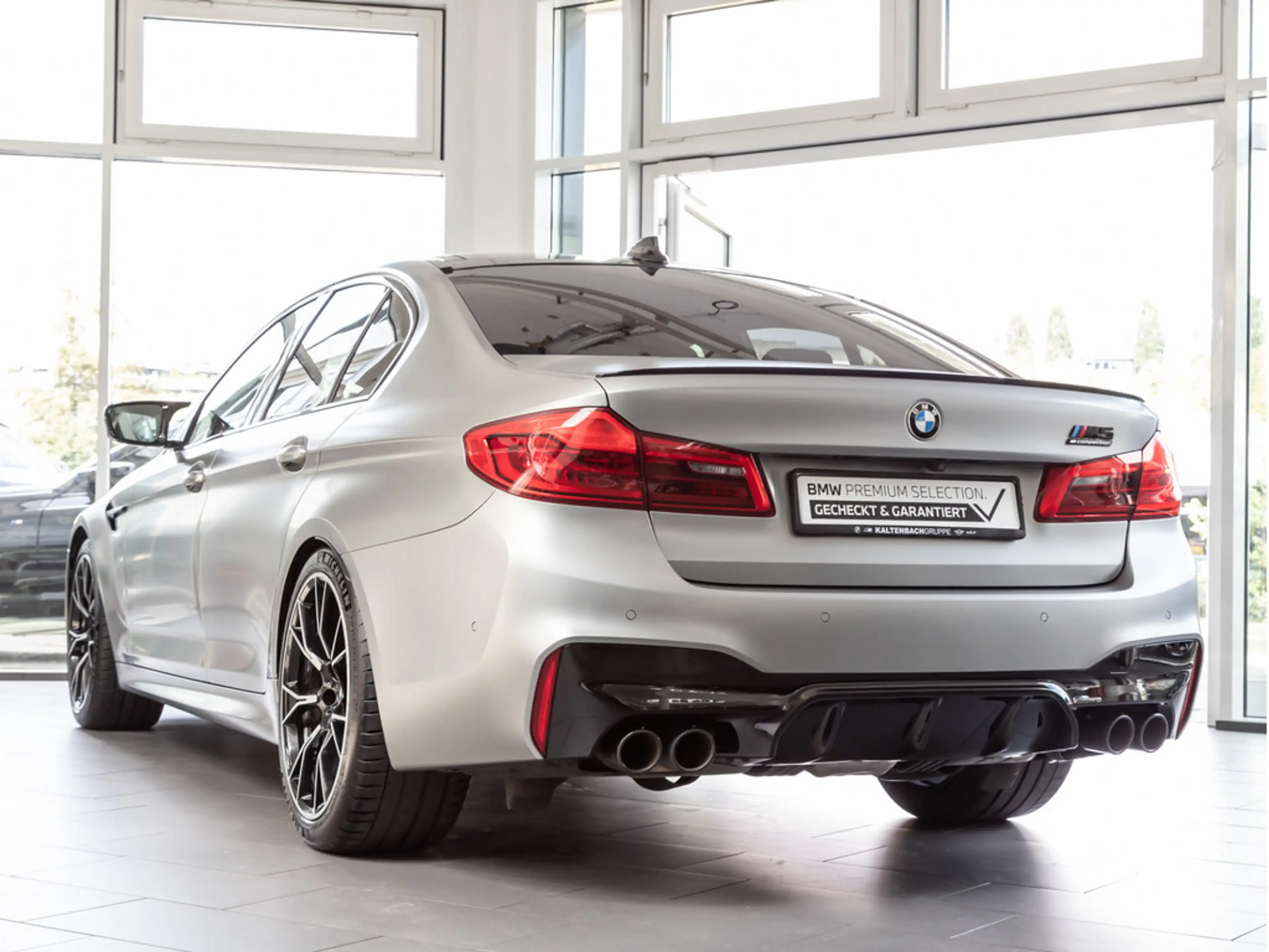 BMW M5 Competition HUD 360° LED SITZBELÜFTUNG ACC — photo 8