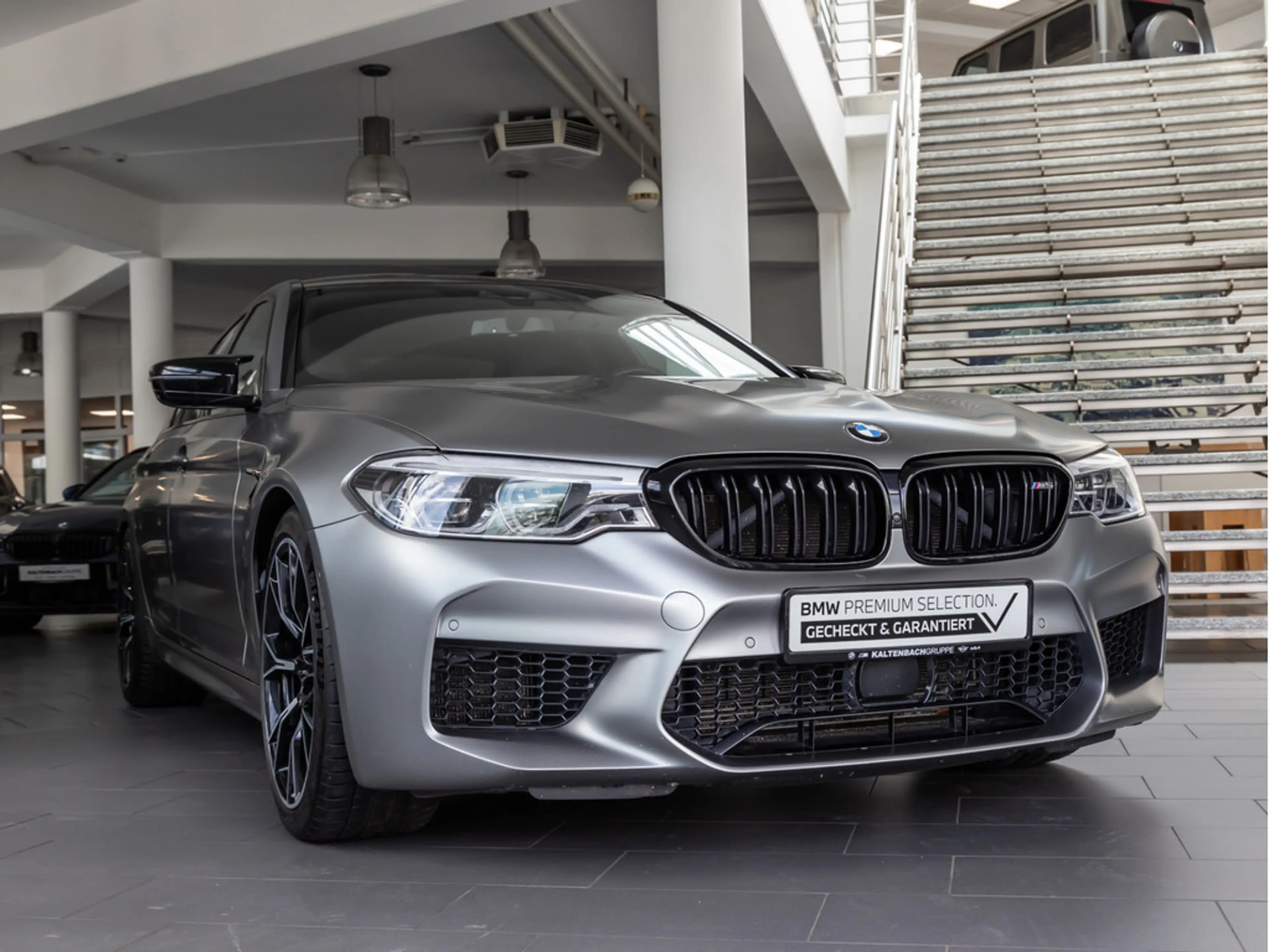 BMW M5 Competition HUD 360° LED SITZBELÜFTUNG ACC — photo 5