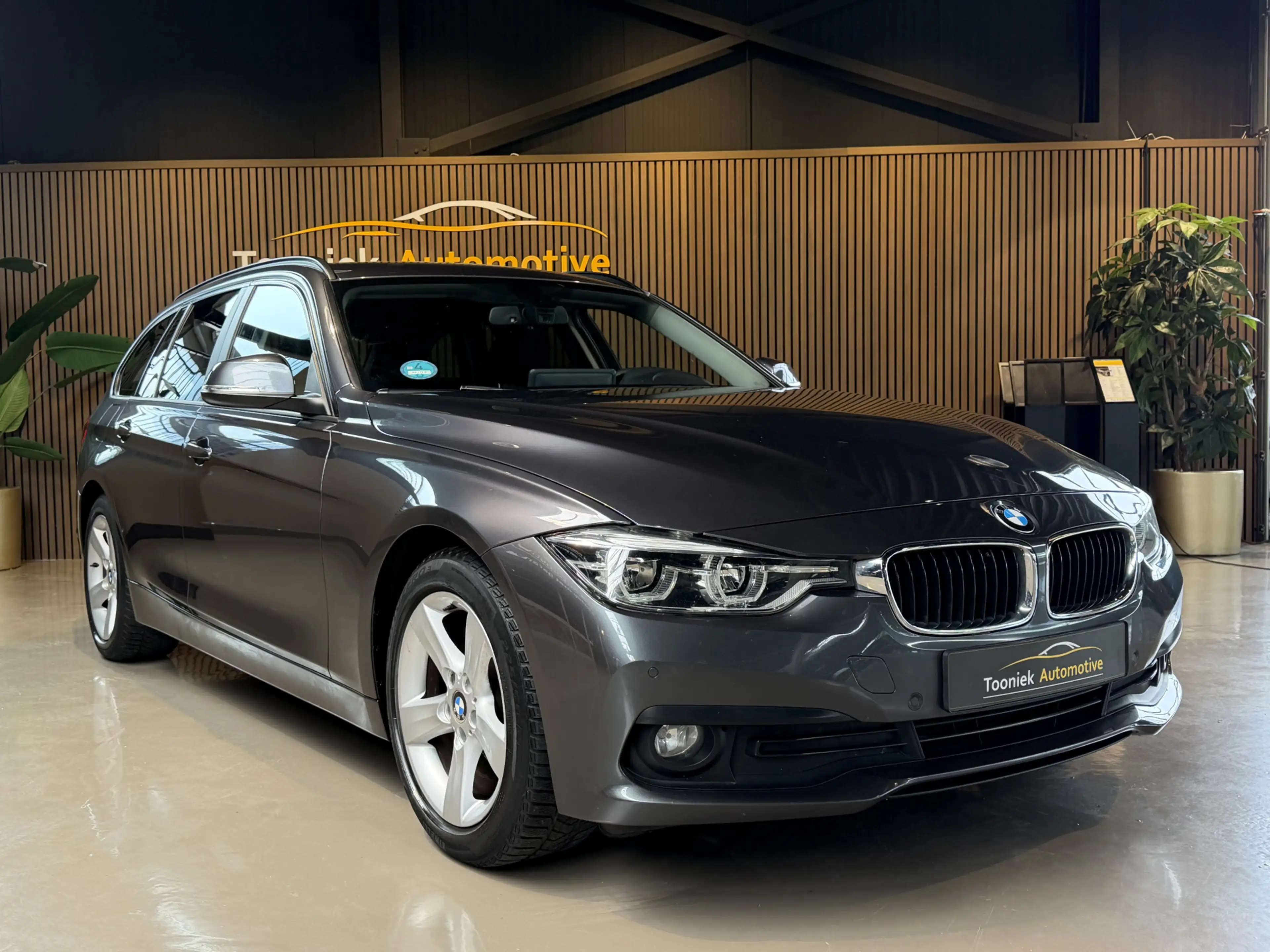 BMW 316 3-serie Touring 316d Centennial High Executive