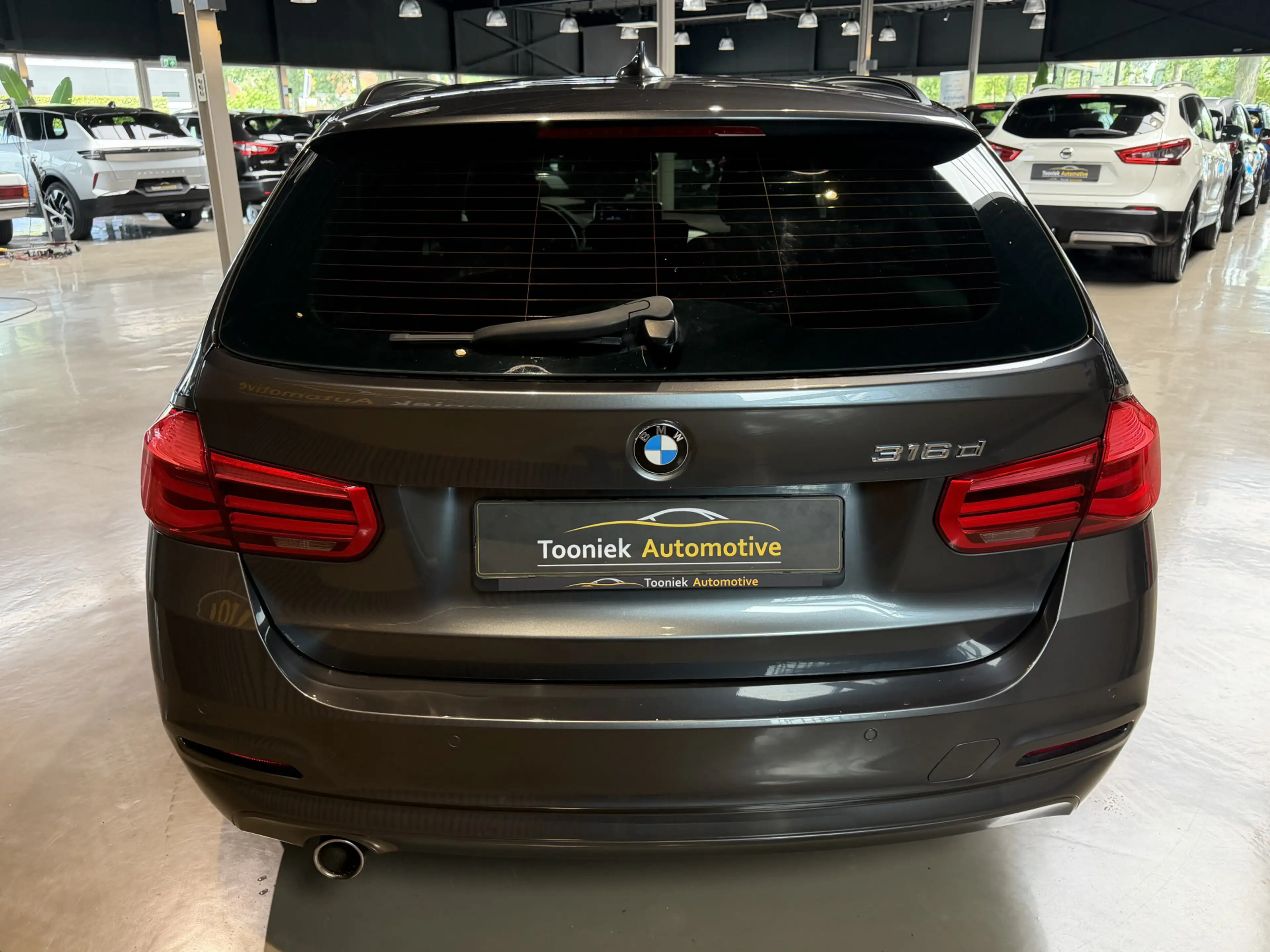 BMW 316 3-serie Touring 316d Centennial High Executive — photo 4
