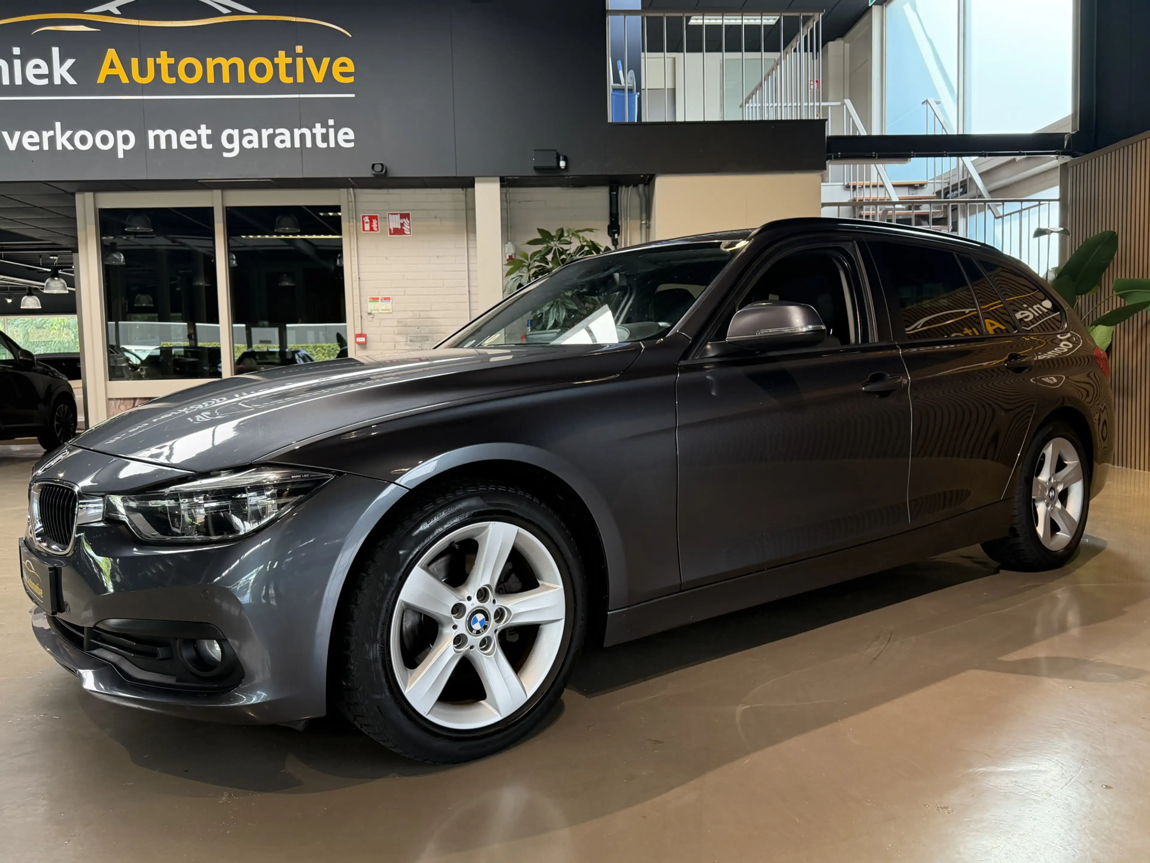 BMW 316 3-serie Touring 316d Centennial High Executive — photo 7