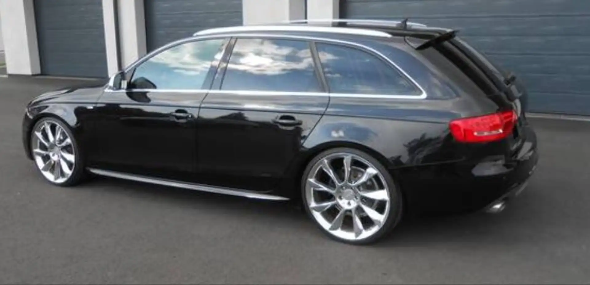 Audi A4 allroad S-Line Schwarz - 2