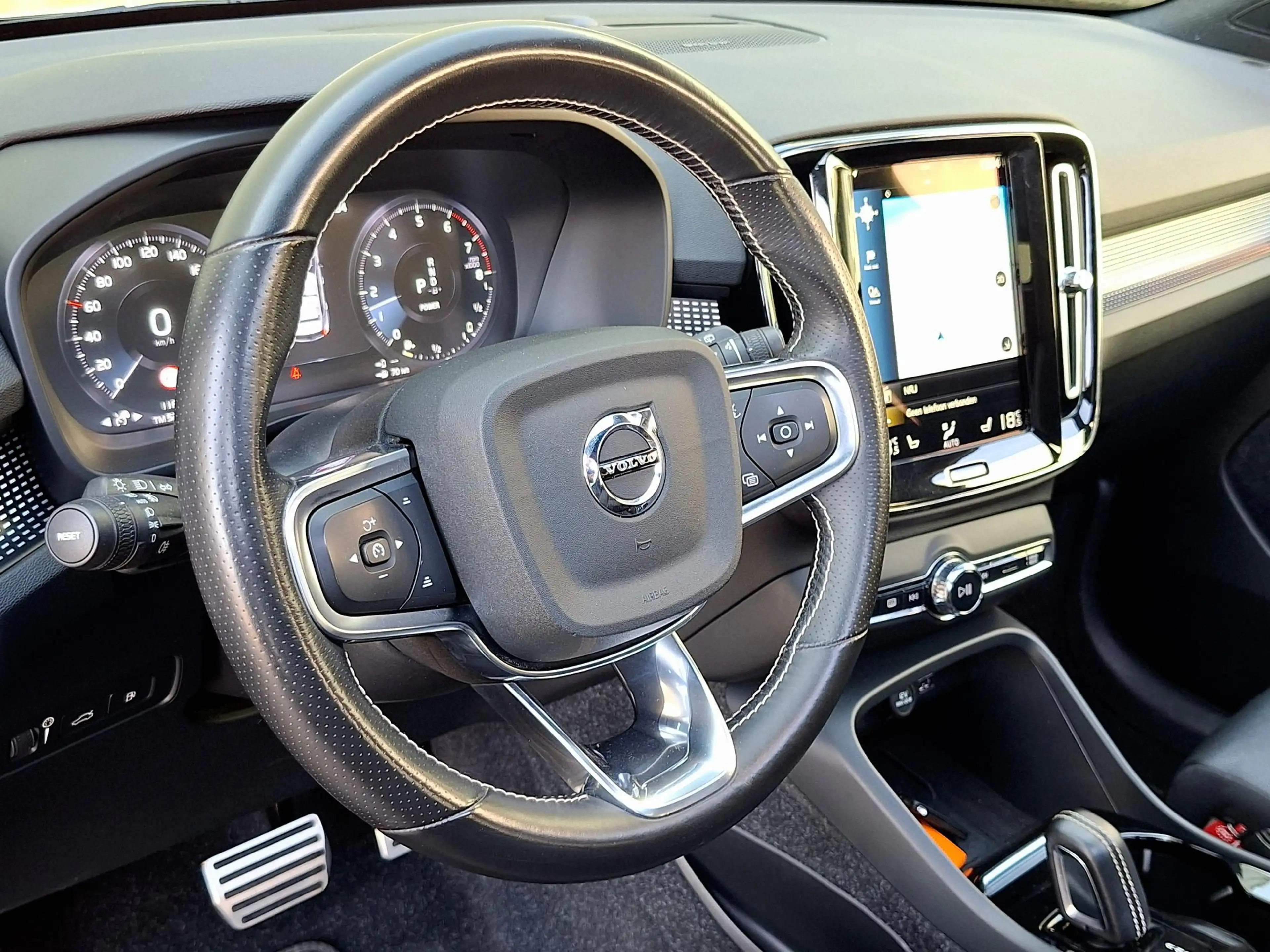Volvo XC40 1.5 T5 Recharge Inscription | SOH: 85,1% | Pano | — photo 21