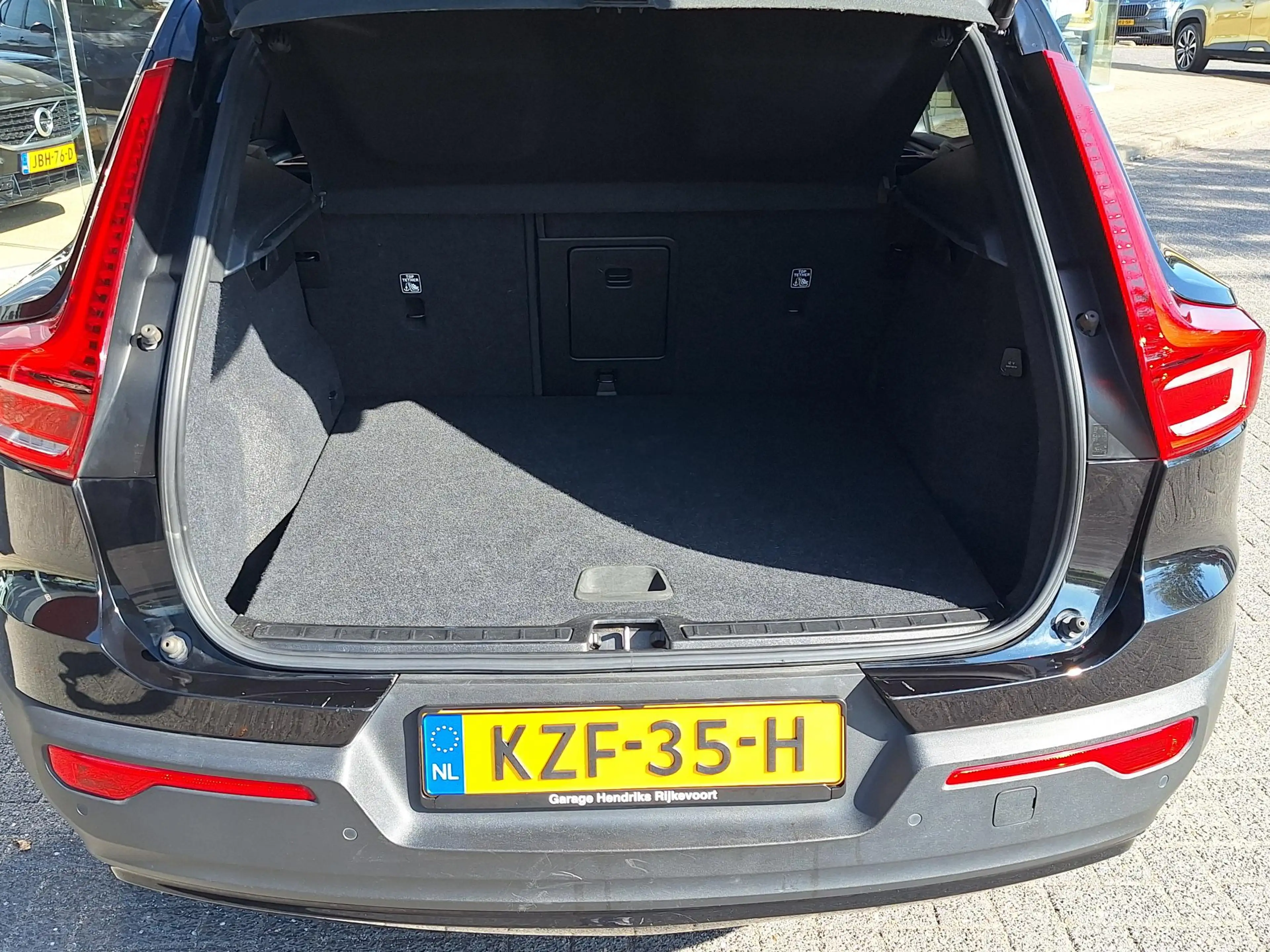 Volvo XC40 1.5 T5 Recharge Inscription | SOH: 85,1% | Pano | — photo 12