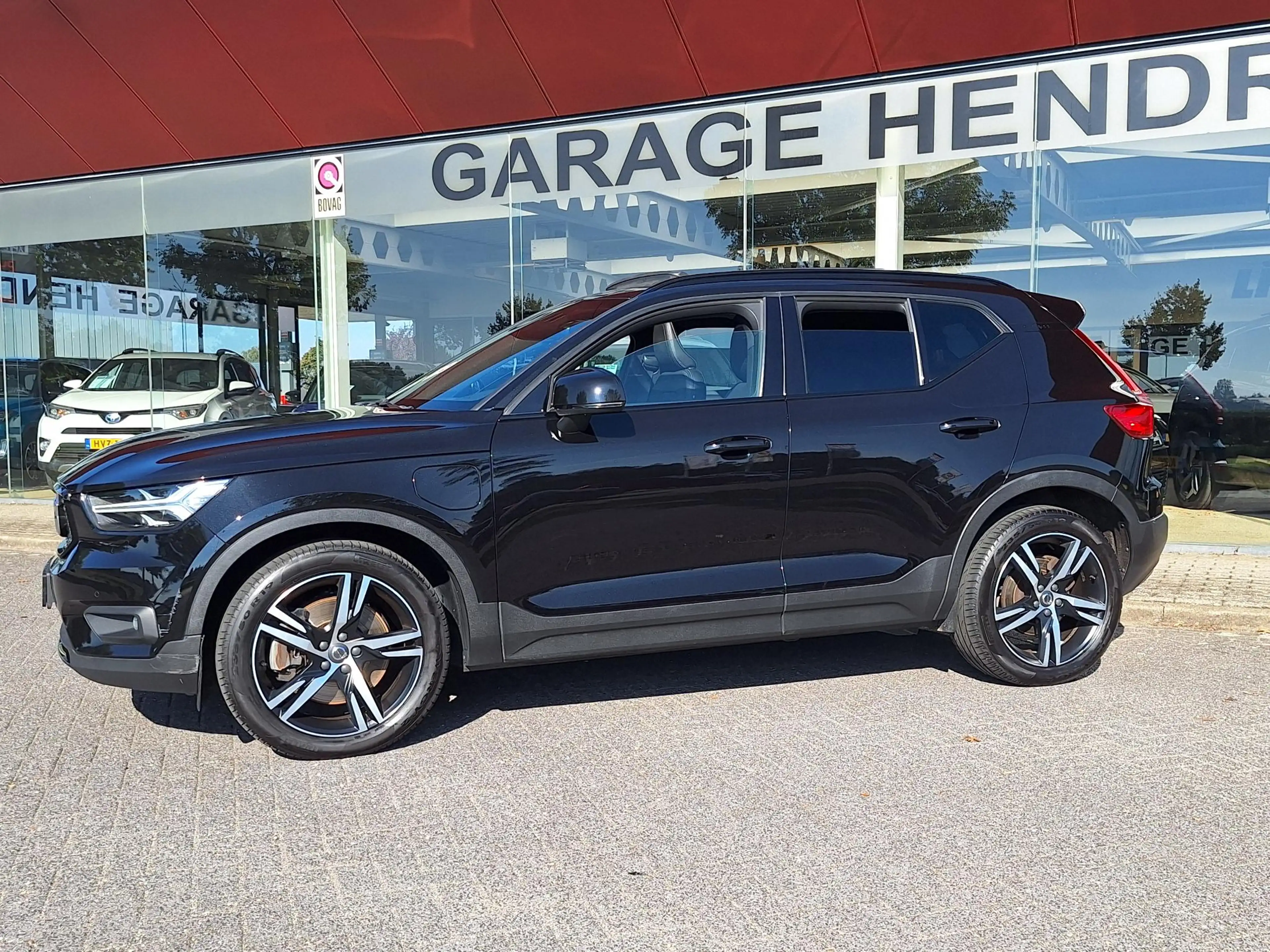 Volvo XC40 1.5 T5 Recharge Inscription | SOH: 85,1% | Pano | — photo 4