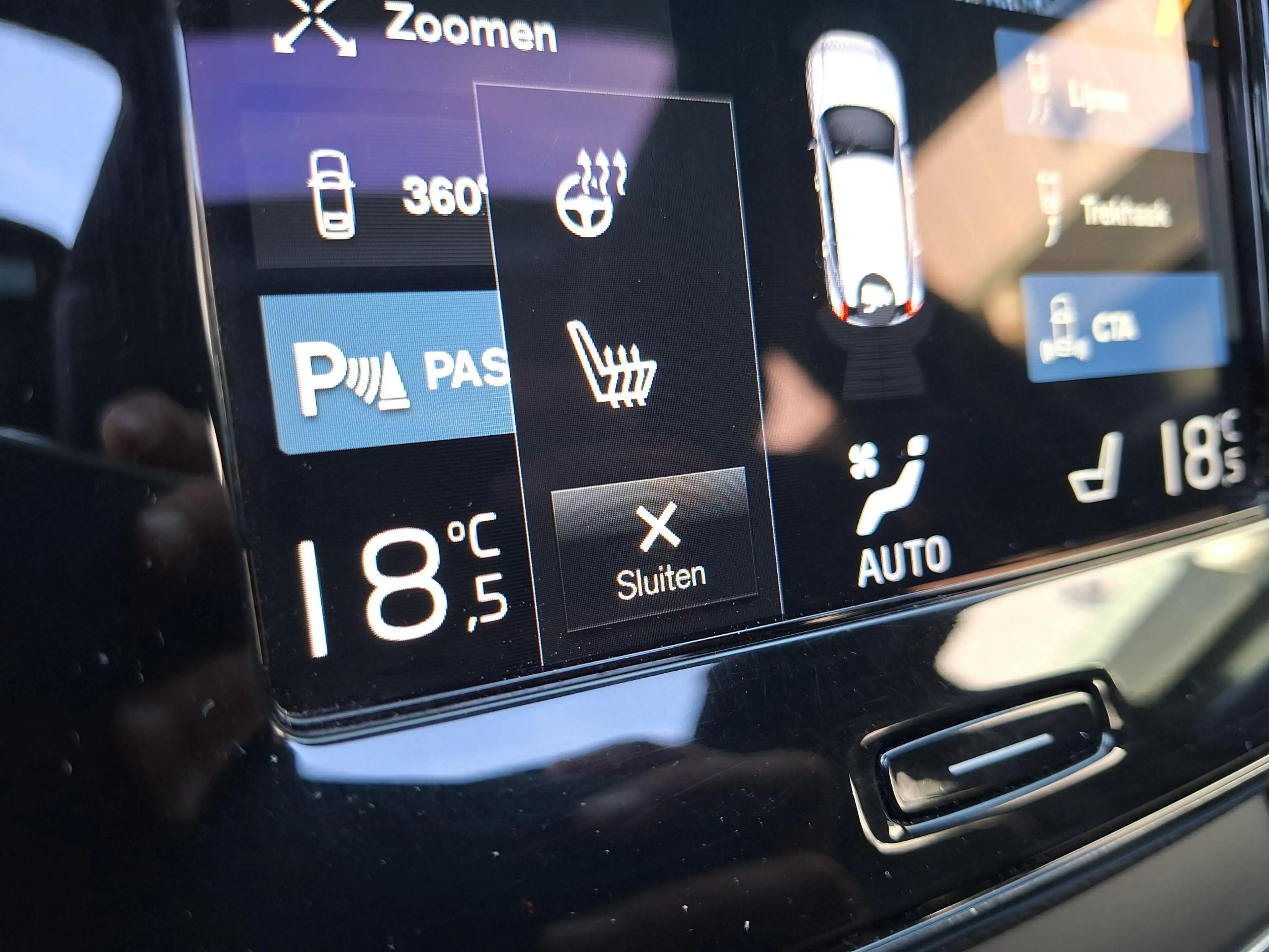 Volvo XC40 1.5 T5 Recharge Inscription | SOH: 85,1% | Pano | — photo 35