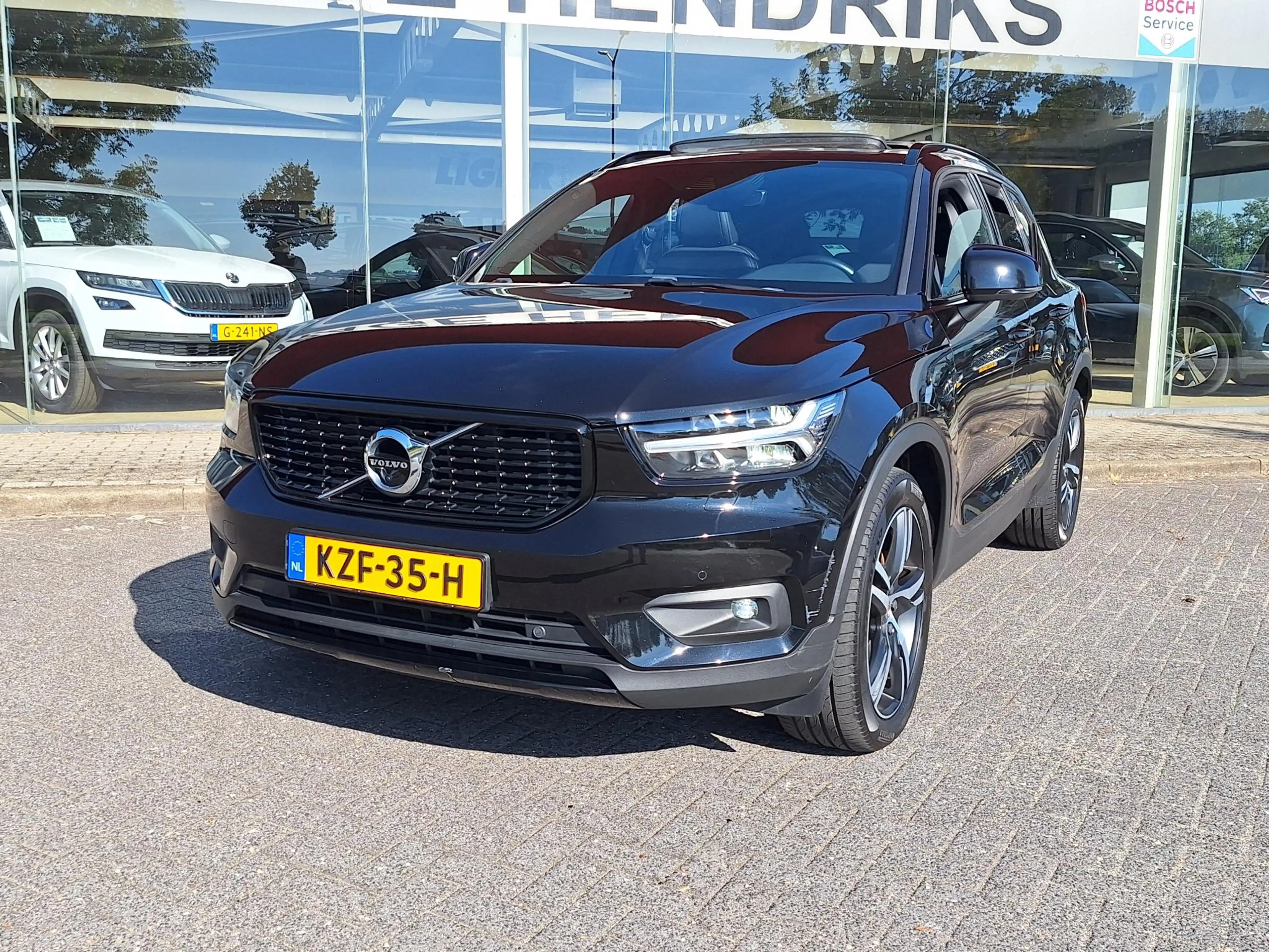 Volvo XC40 1.5 T5 Recharge Inscription | SOH: 85,1% | Pano | — photo 5