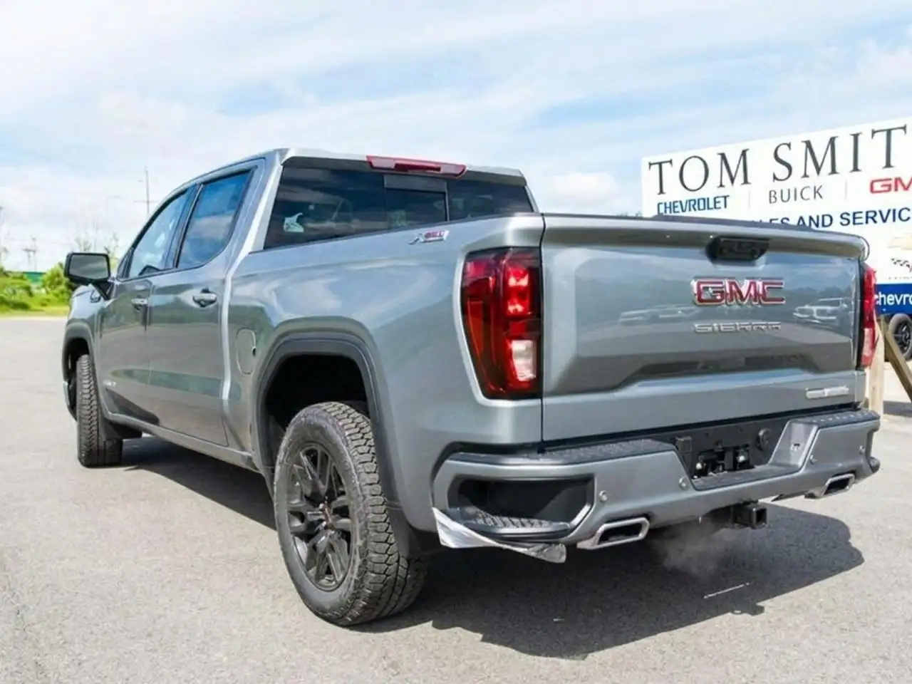 GMC Sierra 1500 снимка GMC Sierra 1500