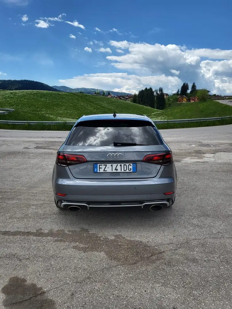 Audi A3 SPB 1.6 TDI 116 CV Sport Grigio - 1