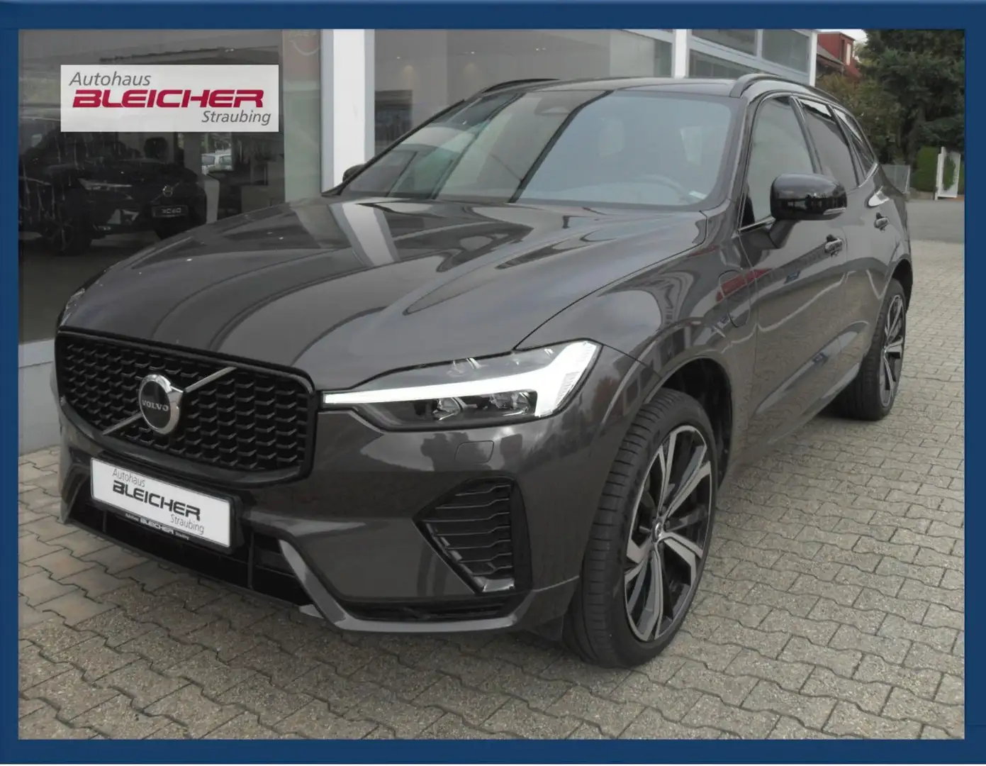 Volvo XC60 T6 Plus Dark | AWD | 21er | Licht Grau - 1