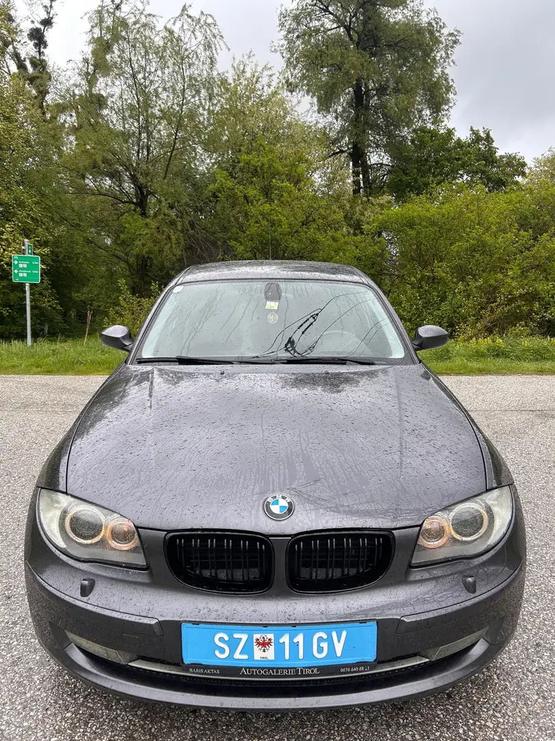 BMW 118 *180PS+*SERVICE NEU*REINIGUNG*PICKERL NEU* Grau - 2