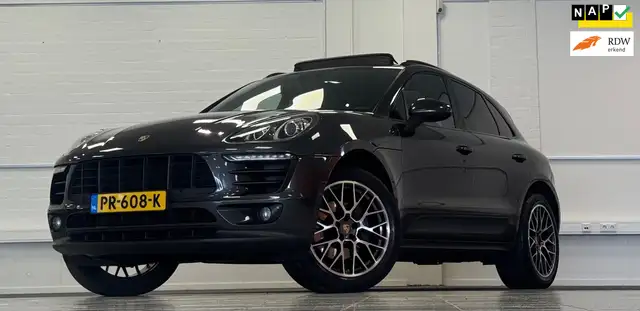 Porsche Macan 2.0 Luchtvering Lerenbekleding Xenon Bose Panorama