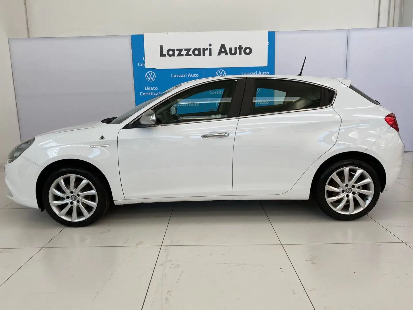 Alfa Romeo Giulietta 1.4 Turbo 120 CV Distinctive Bianco - 2