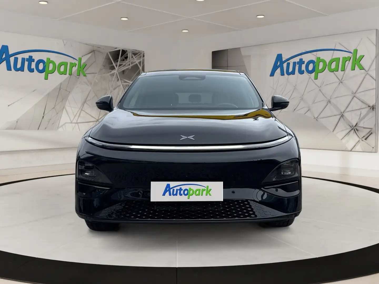 Xpeng G6 AWD Performance Schwarz - 2