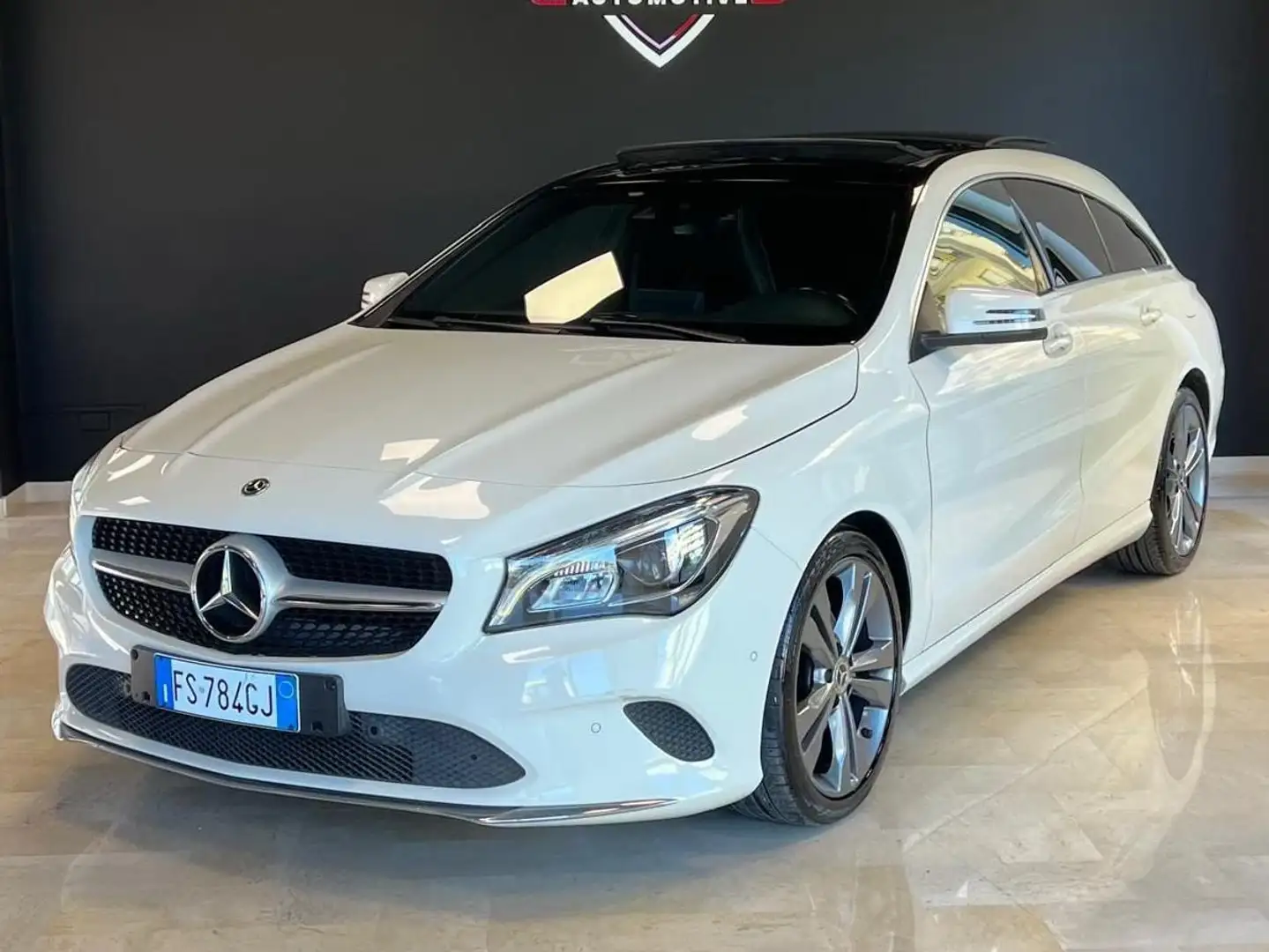 Mercedes-Benz CLA 220 CLA Shooting Brake 220 d Premium auto FL Blanco - 1